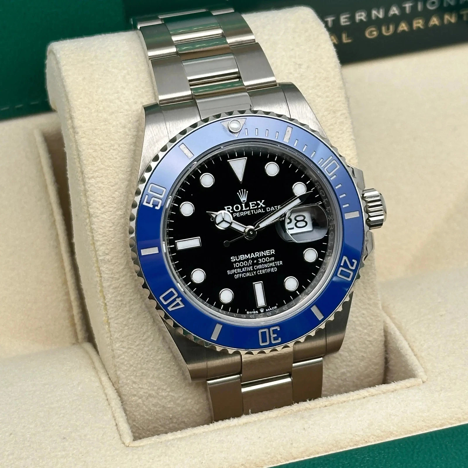 Rolex Submariner Super Clone Swiss ReplicaWatch Ref 126619LB 3235 Swiss Movement - SuperClonesRolex