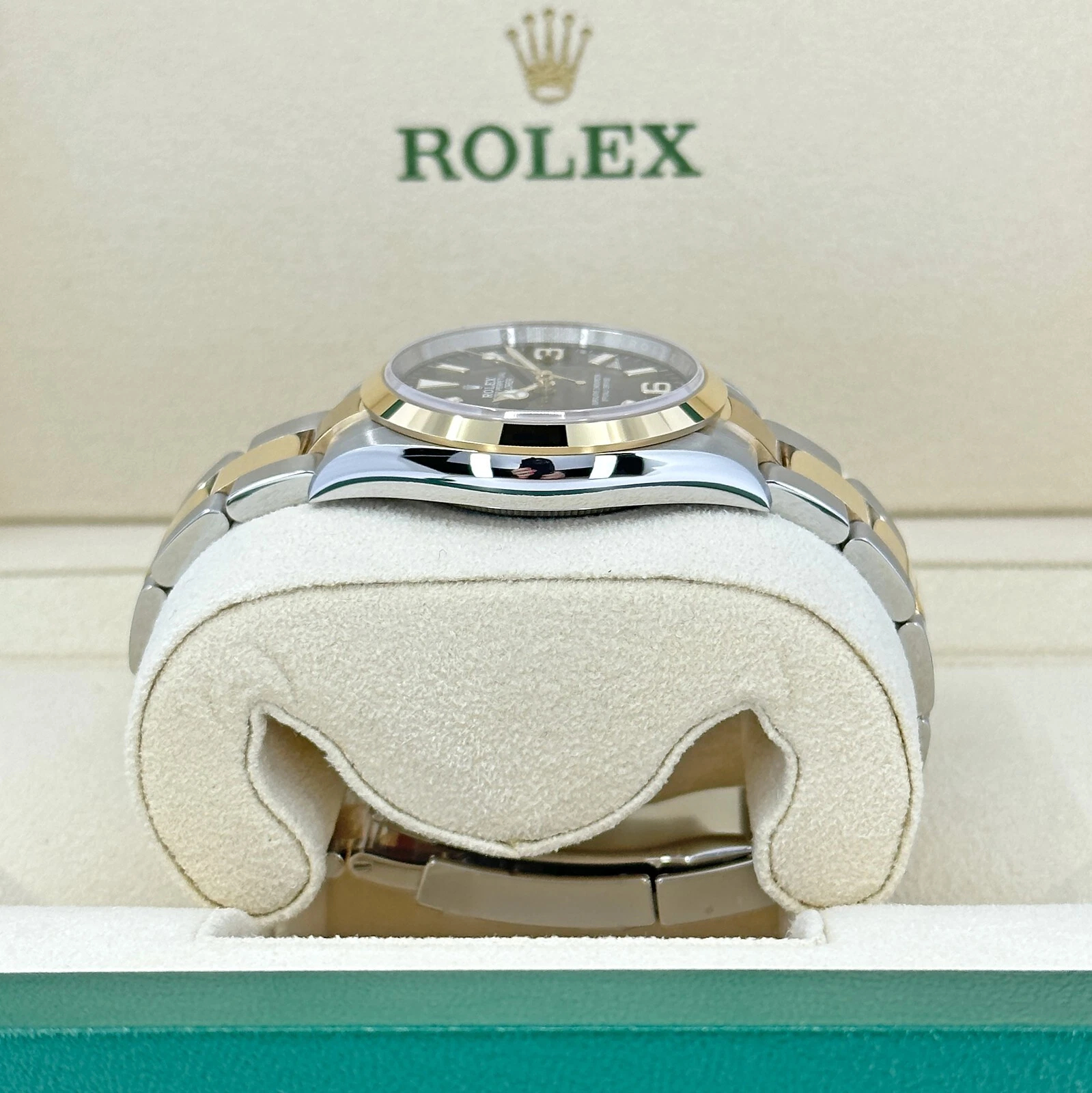 Rolex Explorer 40mm Super Clone Swiss Replica Watch Ref 124273丨3230 Swiss Movement - SuperClonesRolex