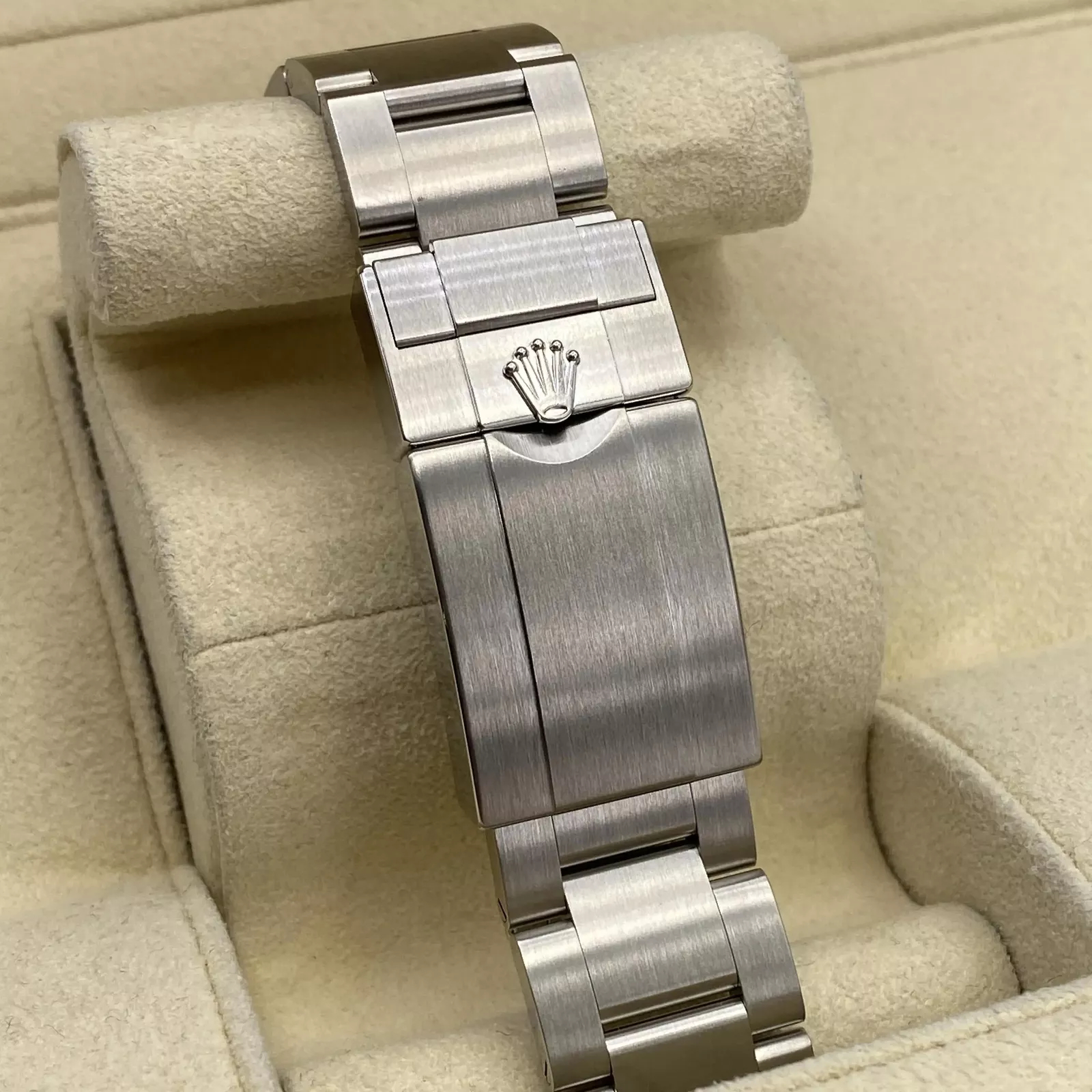 Rolex Explorerl Super Clone Swiss Replica Watch Black Dial Ref226570|3285 Swiss Movement - SuperClonesRolex