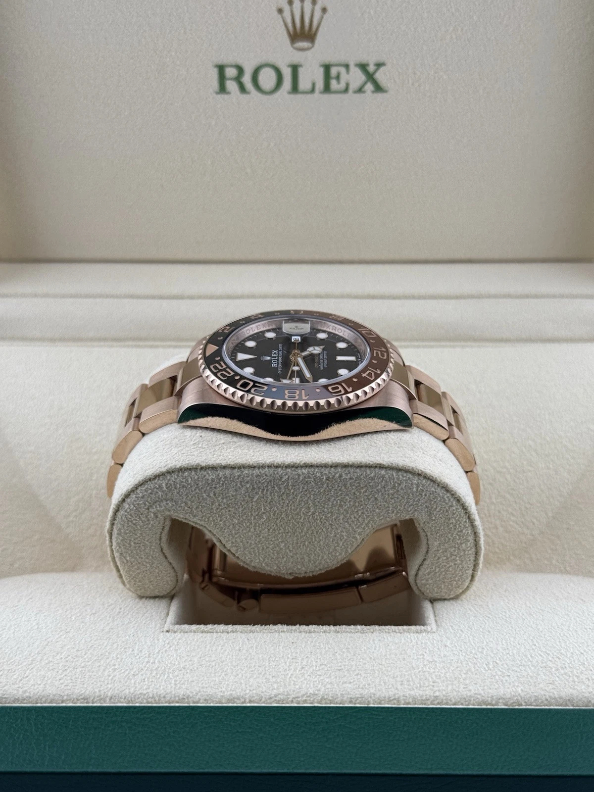 Rolex GMT Masterll Root Beer Super Clone Swiss Replica Watch 18k Rose Gold Ref 126715CHNR-3285 Swiss Movement - SuperClonesRolex