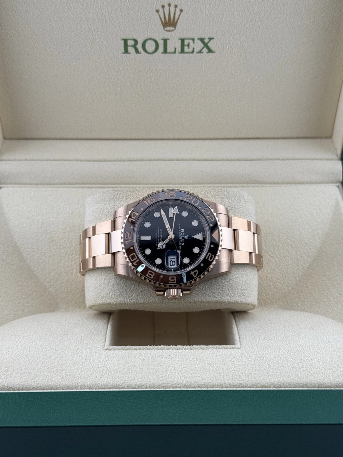 Rolex GMT Masterll Root Beer Super Clone Swiss Replica Watch 18k Rose Gold Ref 126715CHNR-3285 Swiss Movement - SuperClonesRolex