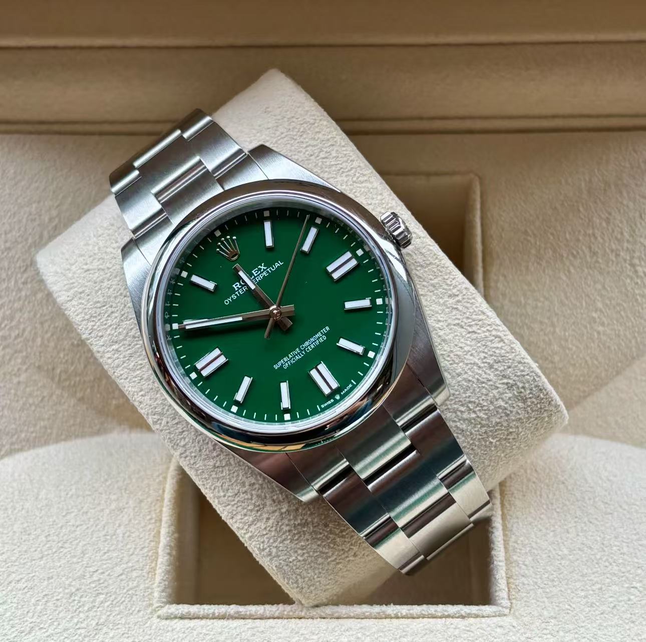 Rolex Oyster Perpetual Super Clone Swiss Replica Watch Ref 134300-0004 3230 Swiss Movement - SuperClonesRolex