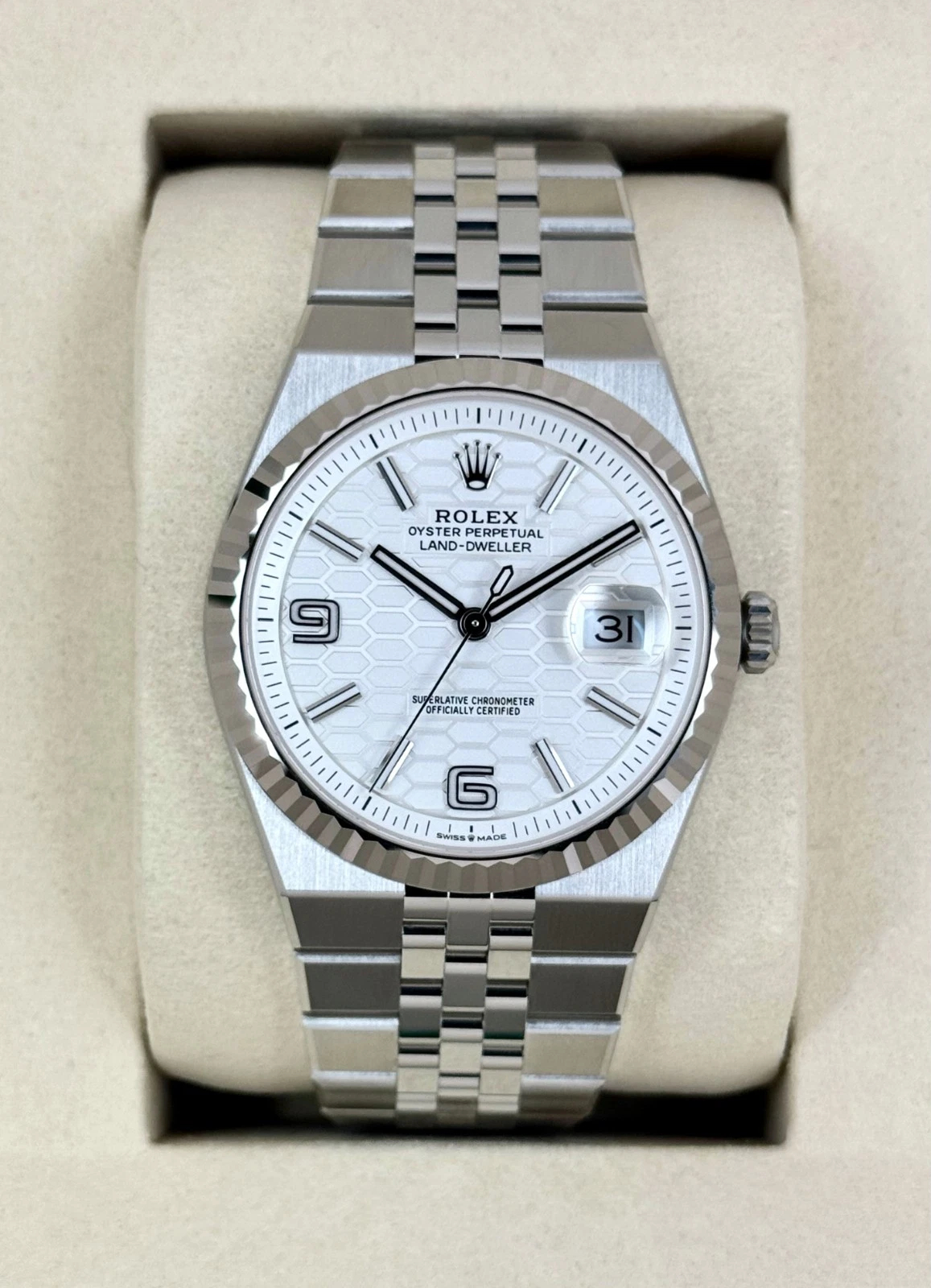 Rolex Land-Dweller 40mm Super Clone Replica Swiss Watch Ref M127334-0001 7135 Swiss Movement - SuperClonesRolex