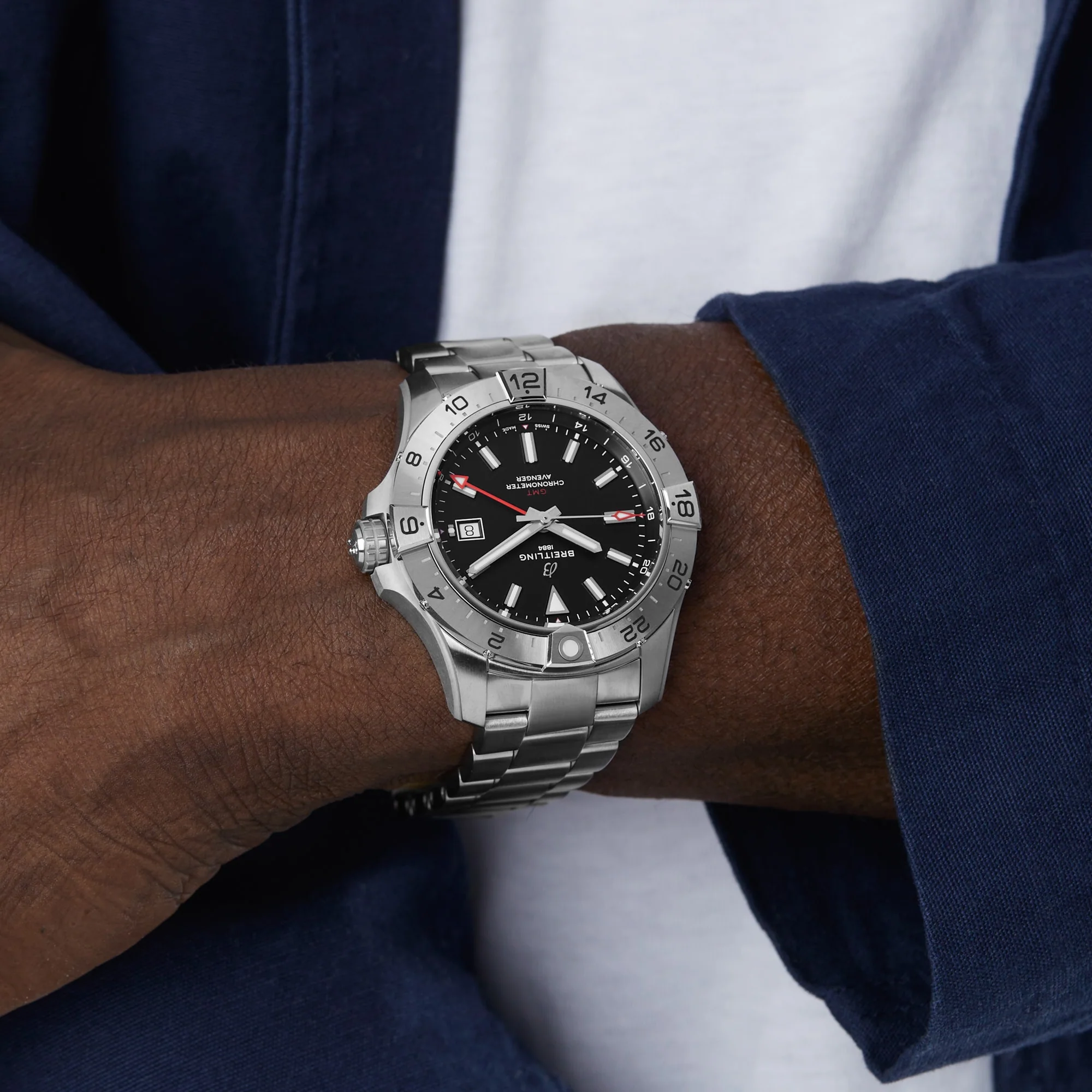 Breitling Avenger Automatic GMT 44 Men's