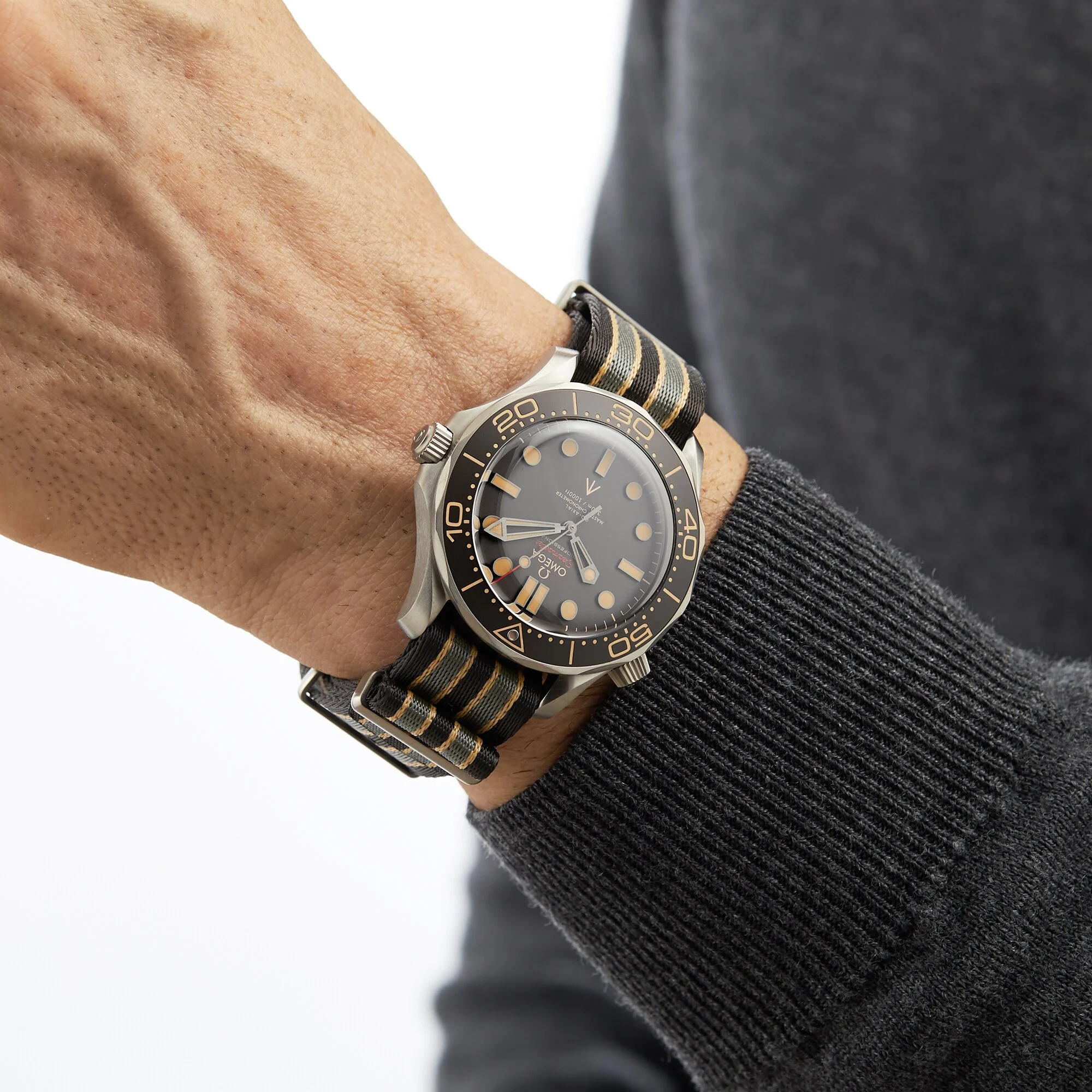 OMEGA Seamaster Diver 300M James Bond 007 Edition Men's