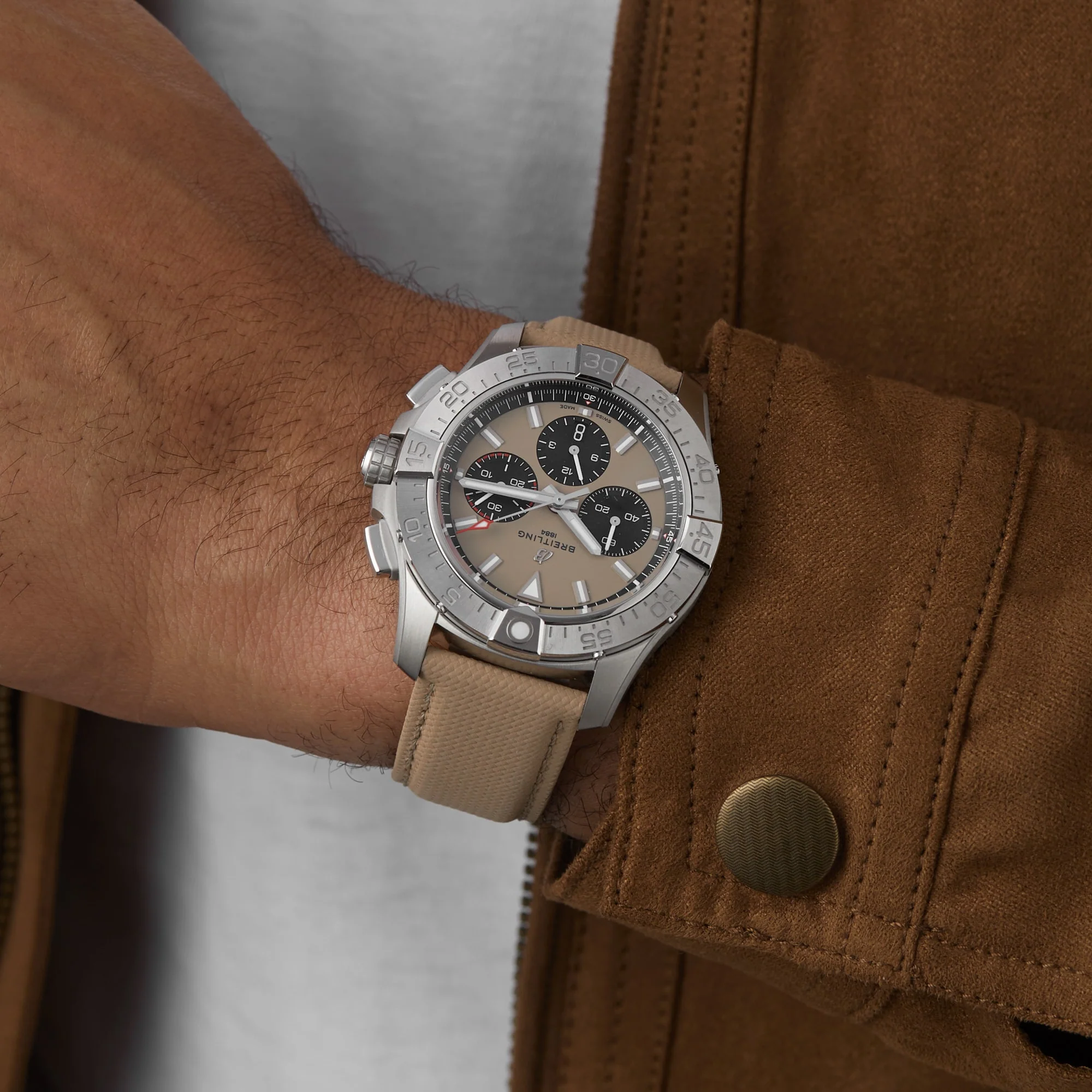 Breitling Avenger B01 Chronograph 44 Men's
