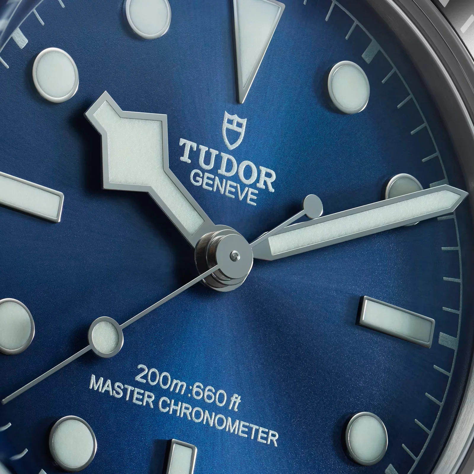 TUDOR Black Bay 68 Men's