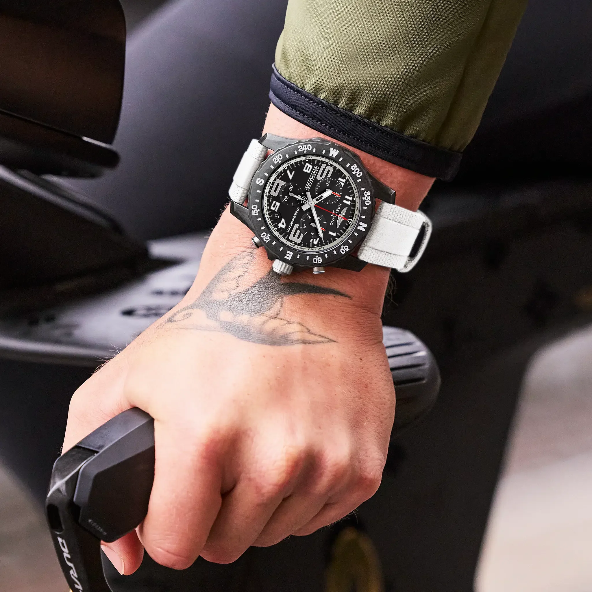 Breitling Endurance Pro 44 Men's