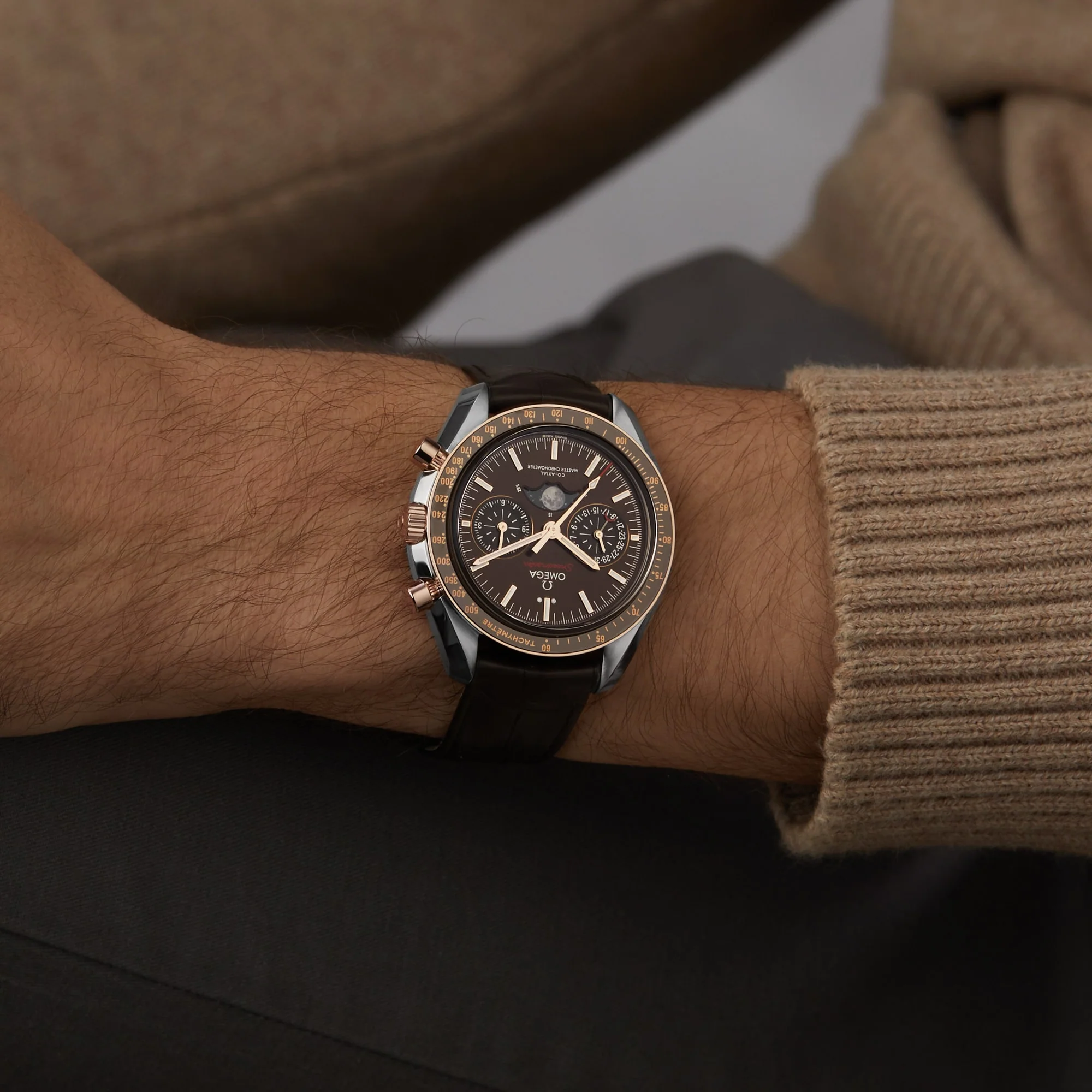 OMEGA Speedmaster Moonwatch Co-Axial Chronograph Men's