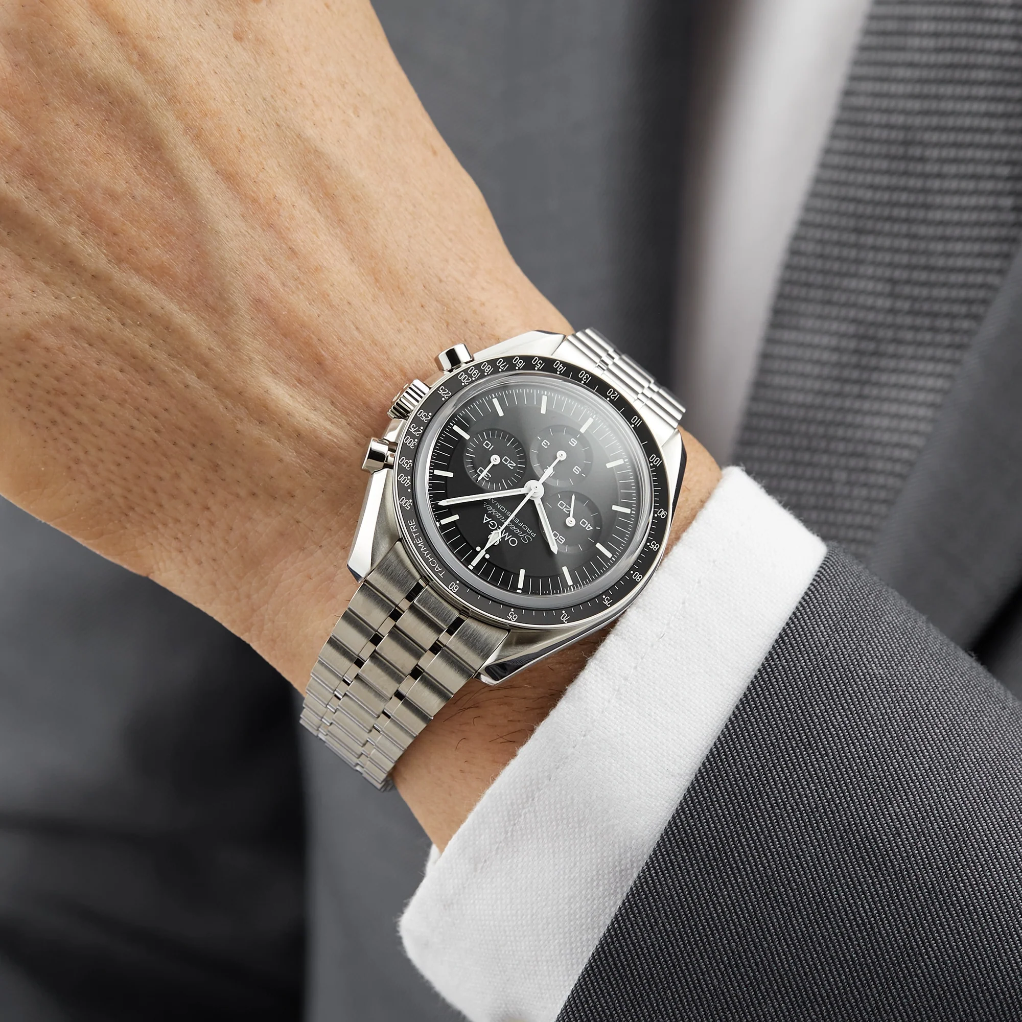 OMEGA Speedmaster Moonwatch Professional Men's
