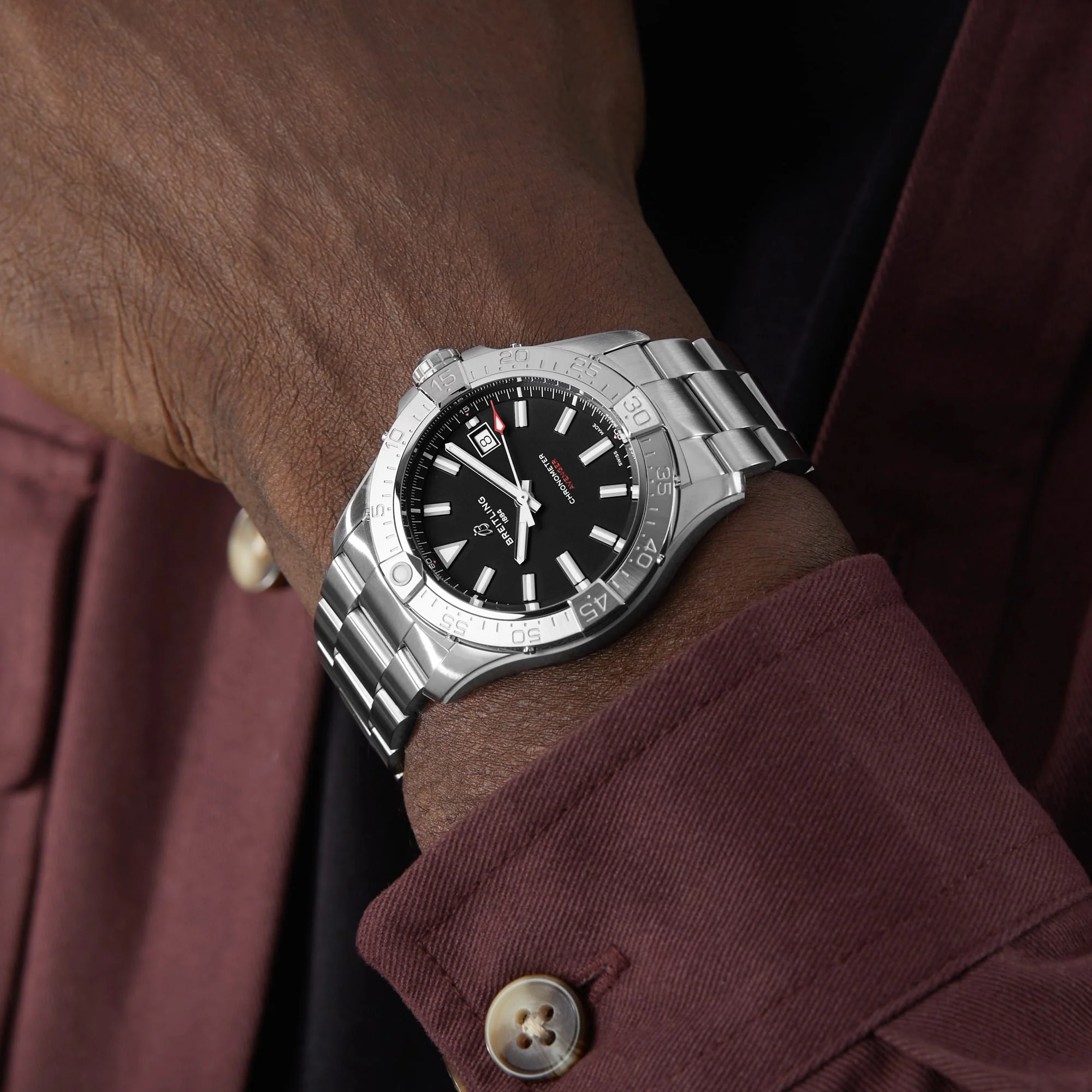 Breitling Avenger Automatic 42 Men's