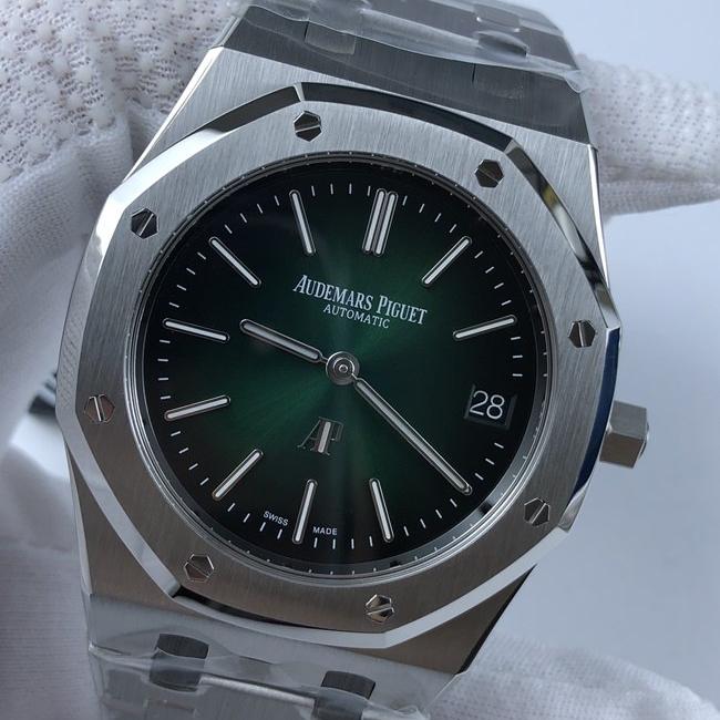 ROYAL OAK “JUMBO” Smoked Green Dial 39mm