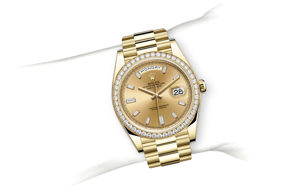 Rolex Day-Date 40 Ref 228348 DiamondDial8 Bezel