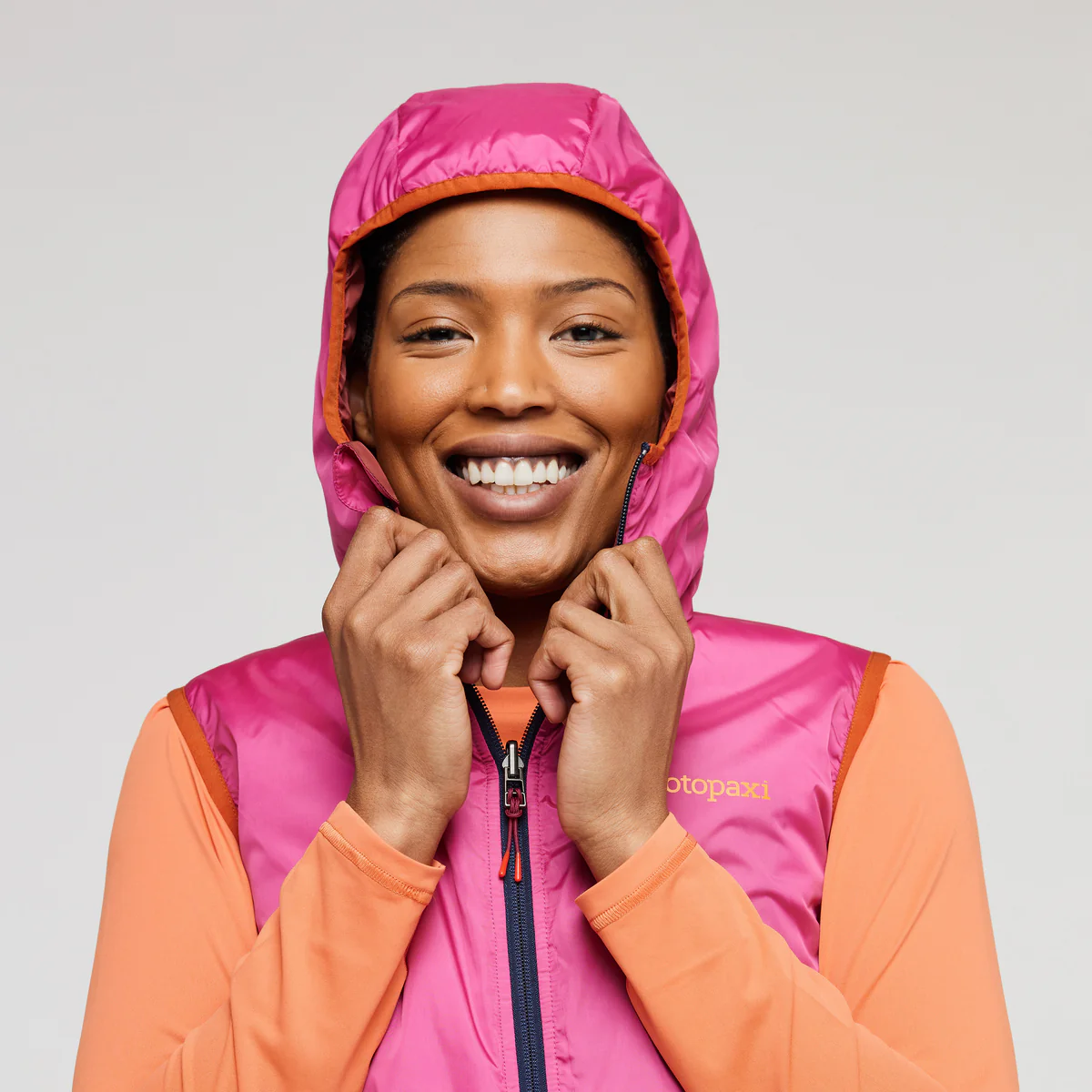 Teca Cálido Reversible Hooded Vest - Women's