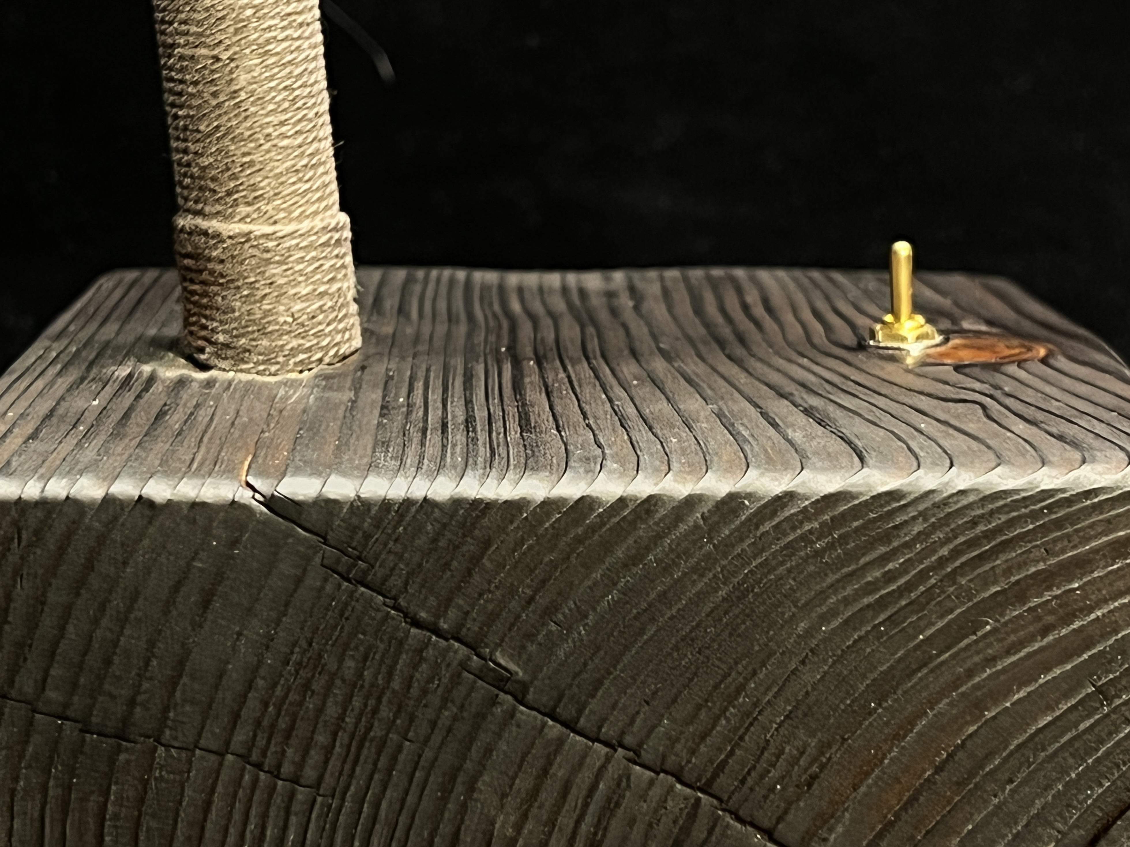 Original handmade creative coconut shell table lamp 