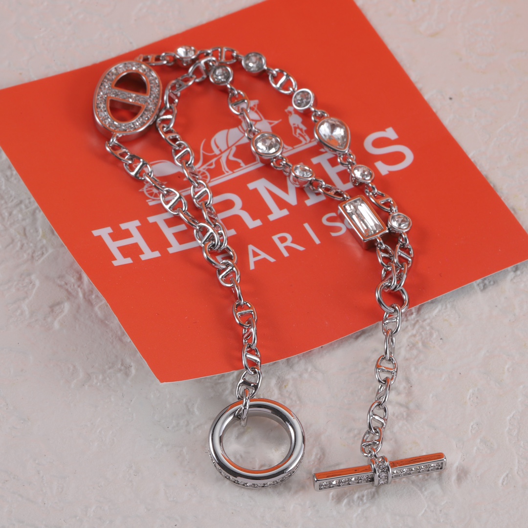 Hermès bracelet