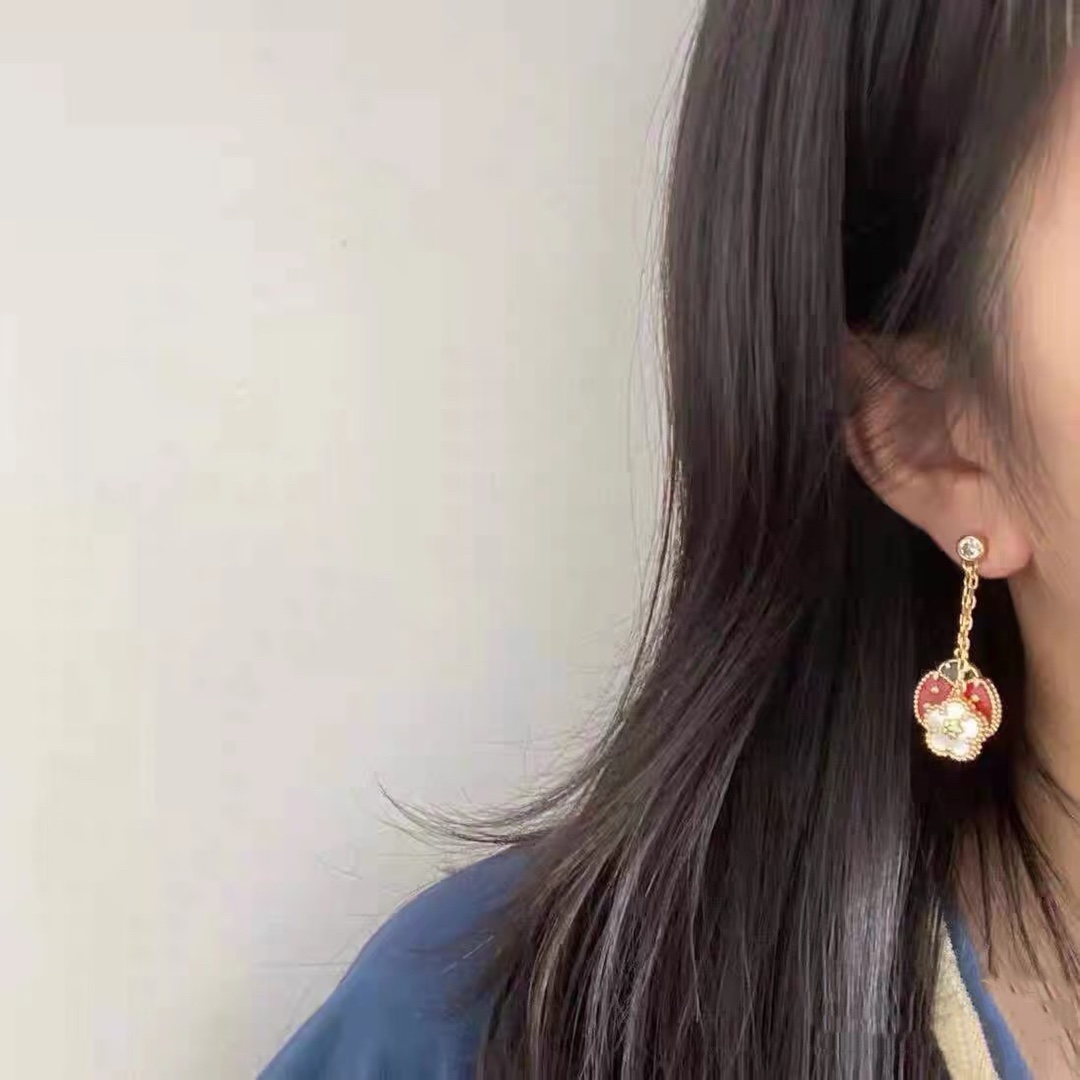 Van Cleef & Arpels earrings New Tassel Plum Blossom Ladybug earrings Gold Rose Gold