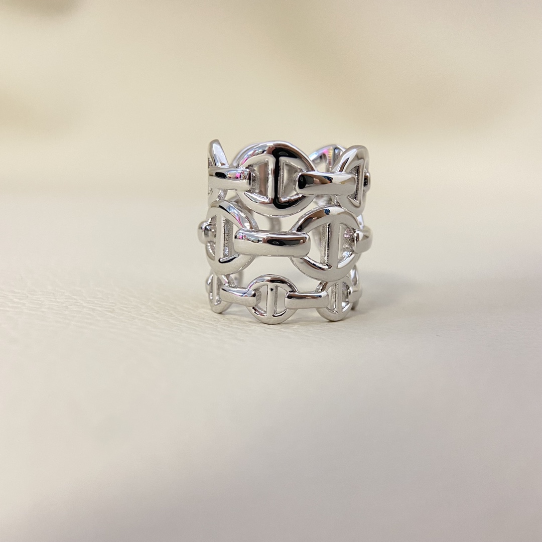 Hermès Rings New Cutout Glossy Pig Nose Ring