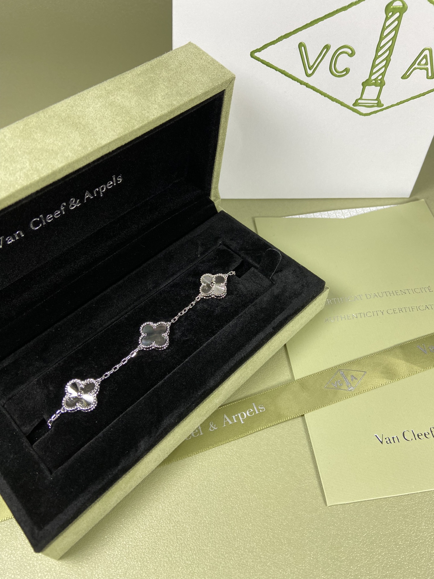 Van Cleef & Arpels grey mother-of-pearl four-leaf clover bracelet