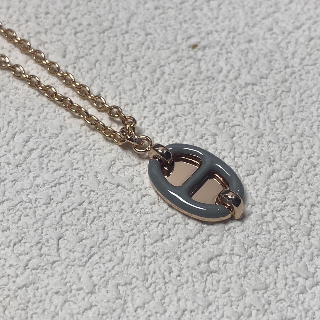 Hermès necklace new dark gray enamel pig nose necklace