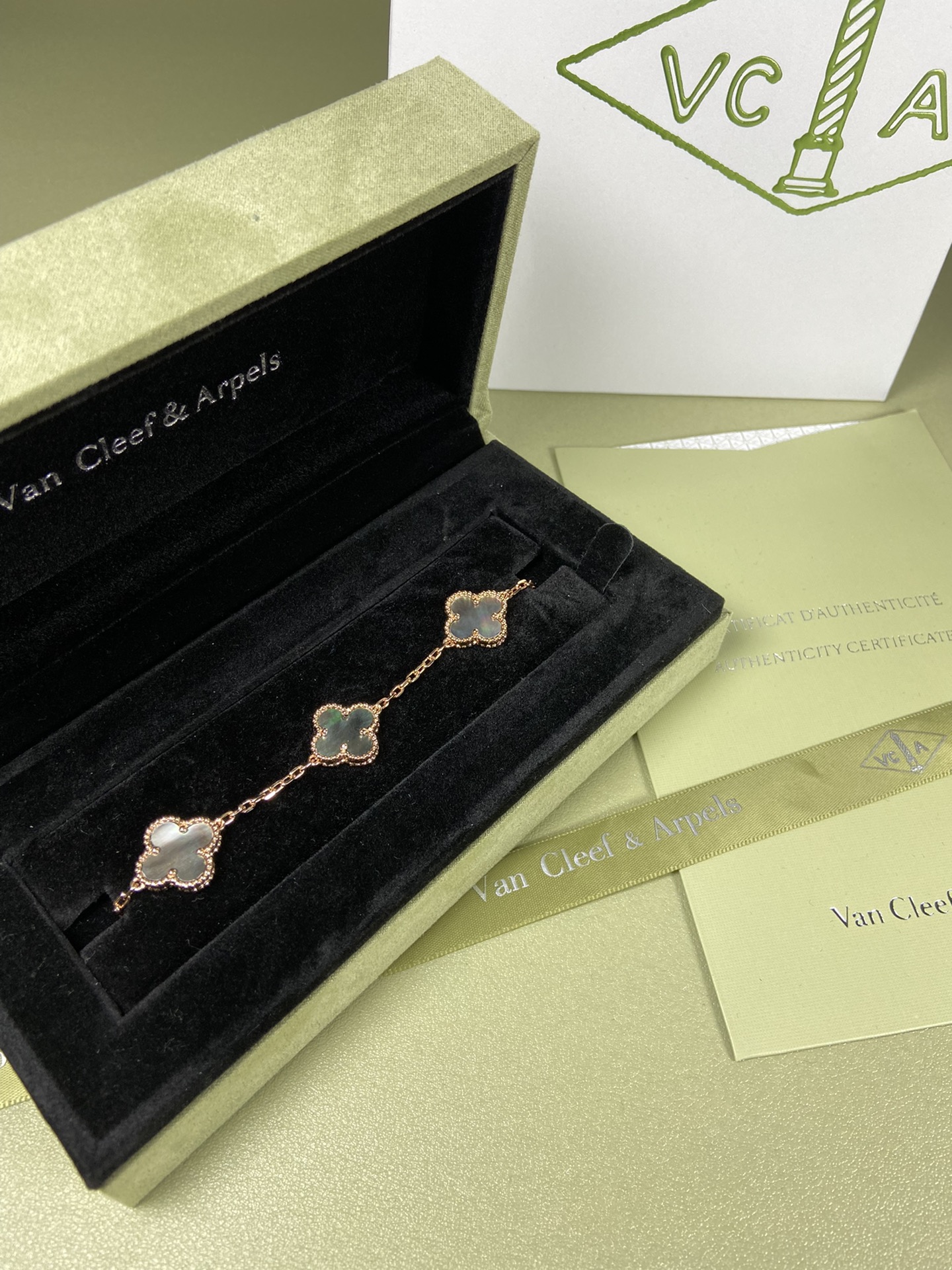 Van Cleef & Arpels grey mother-of-pearl four-leaf clover bracelet