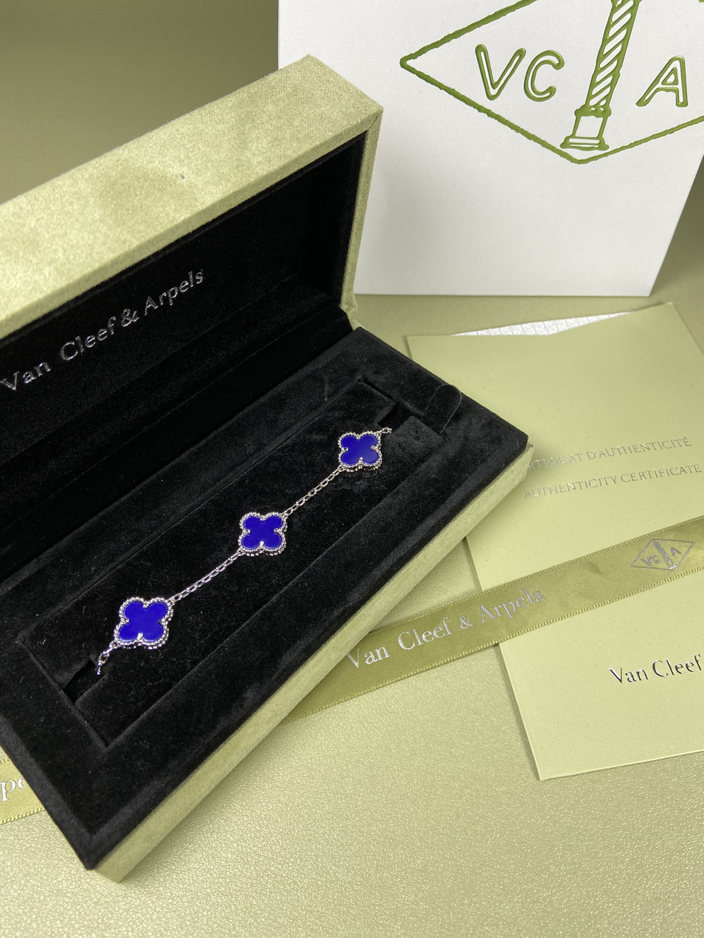 Van Cleef & Arpels lapis lazuli clover bracelet
