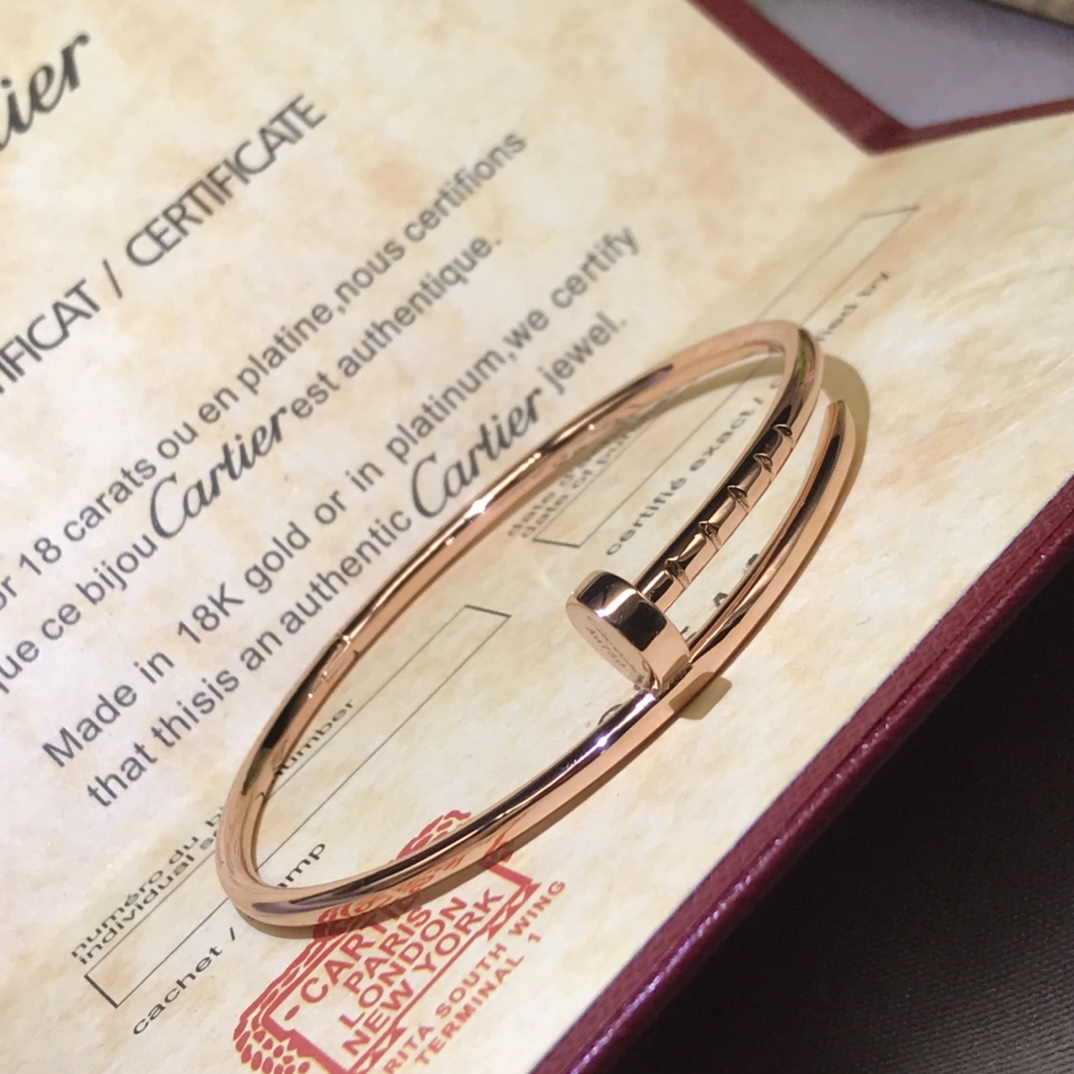 Cartier nail without diamond bracelet