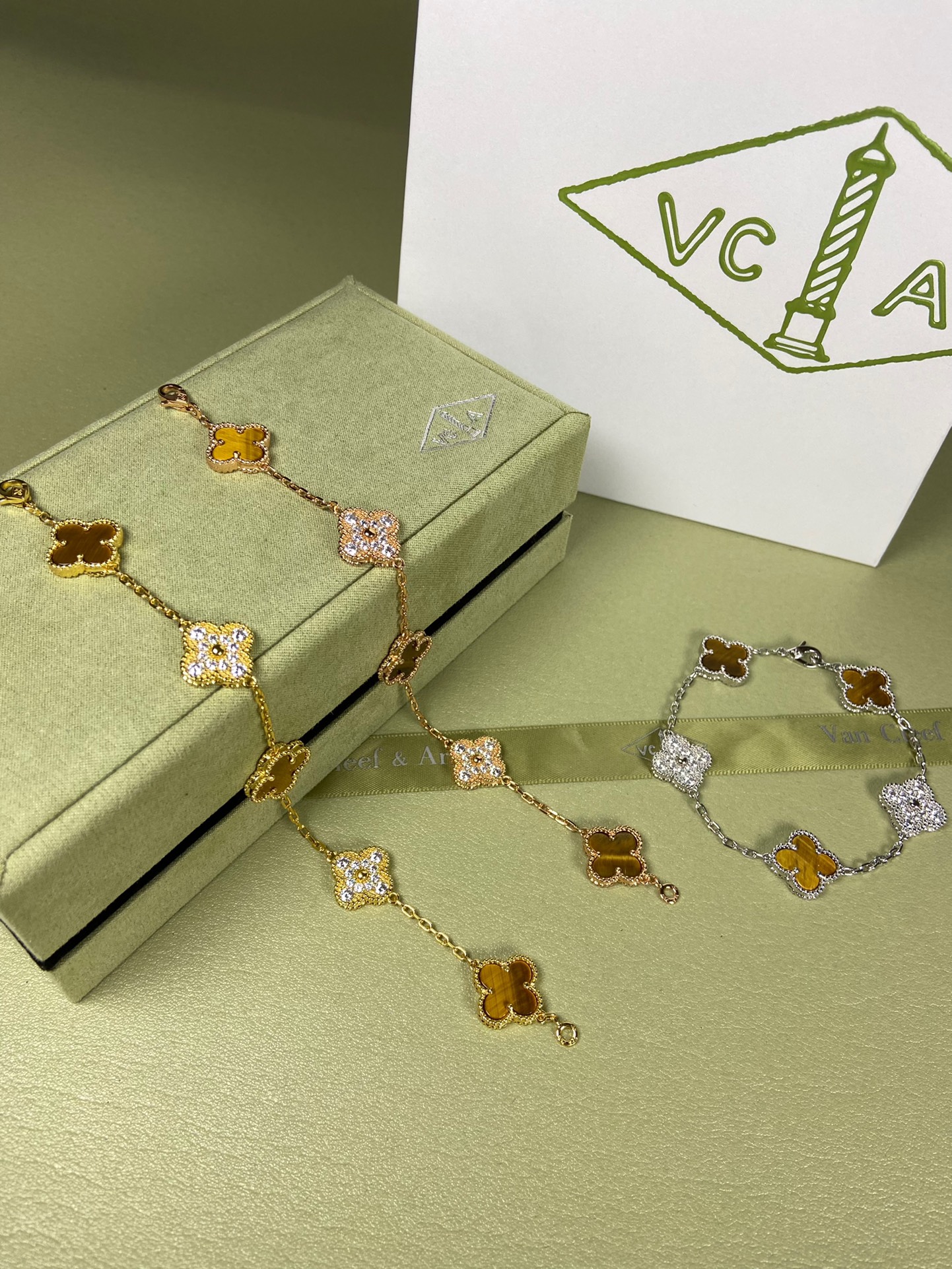 Van Cleef & Arpels tiger's eye four-leaf clover bracelet