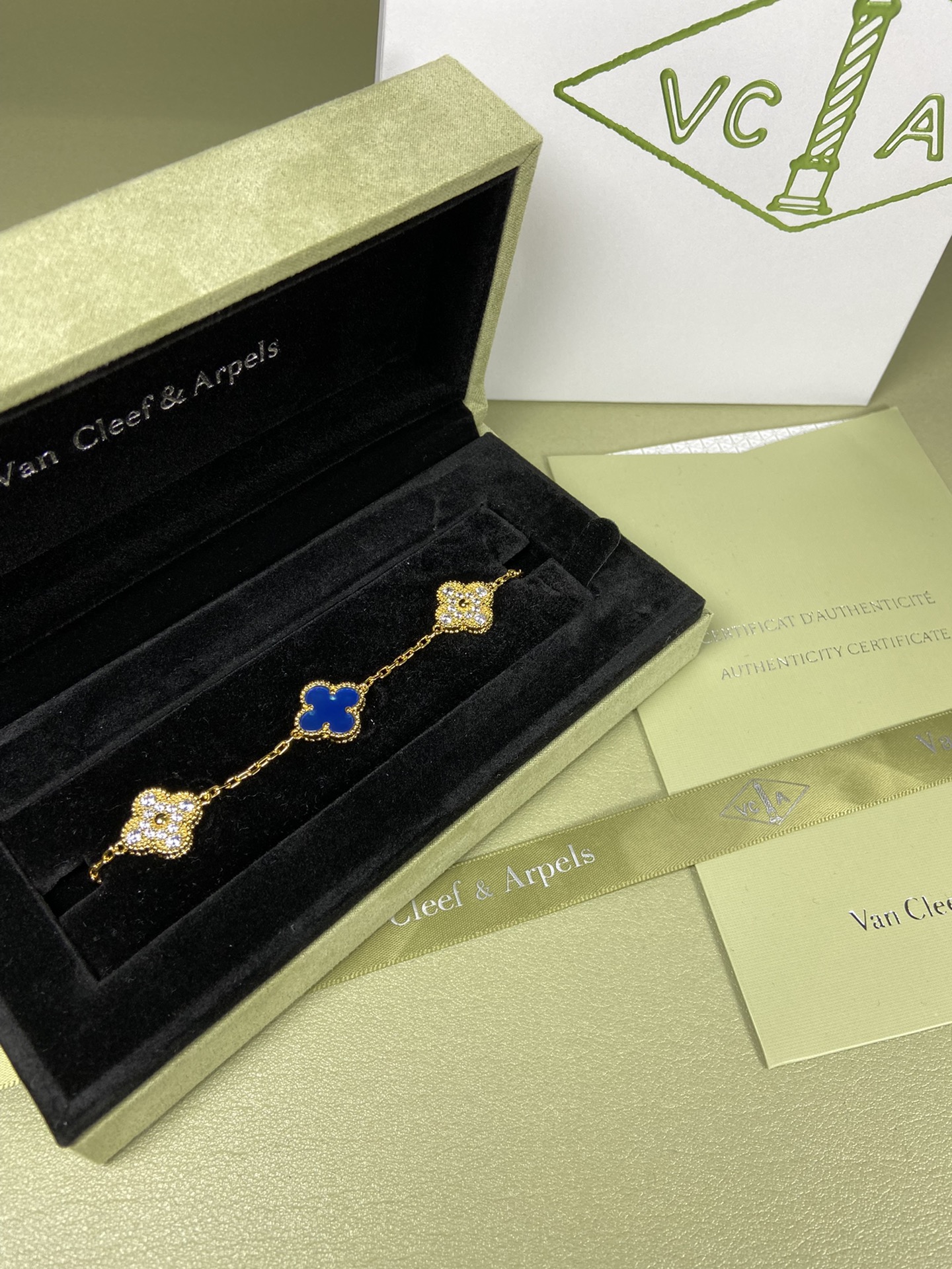 Van Cleef & Arpels blue chalcedony four-leaf clover bracelet