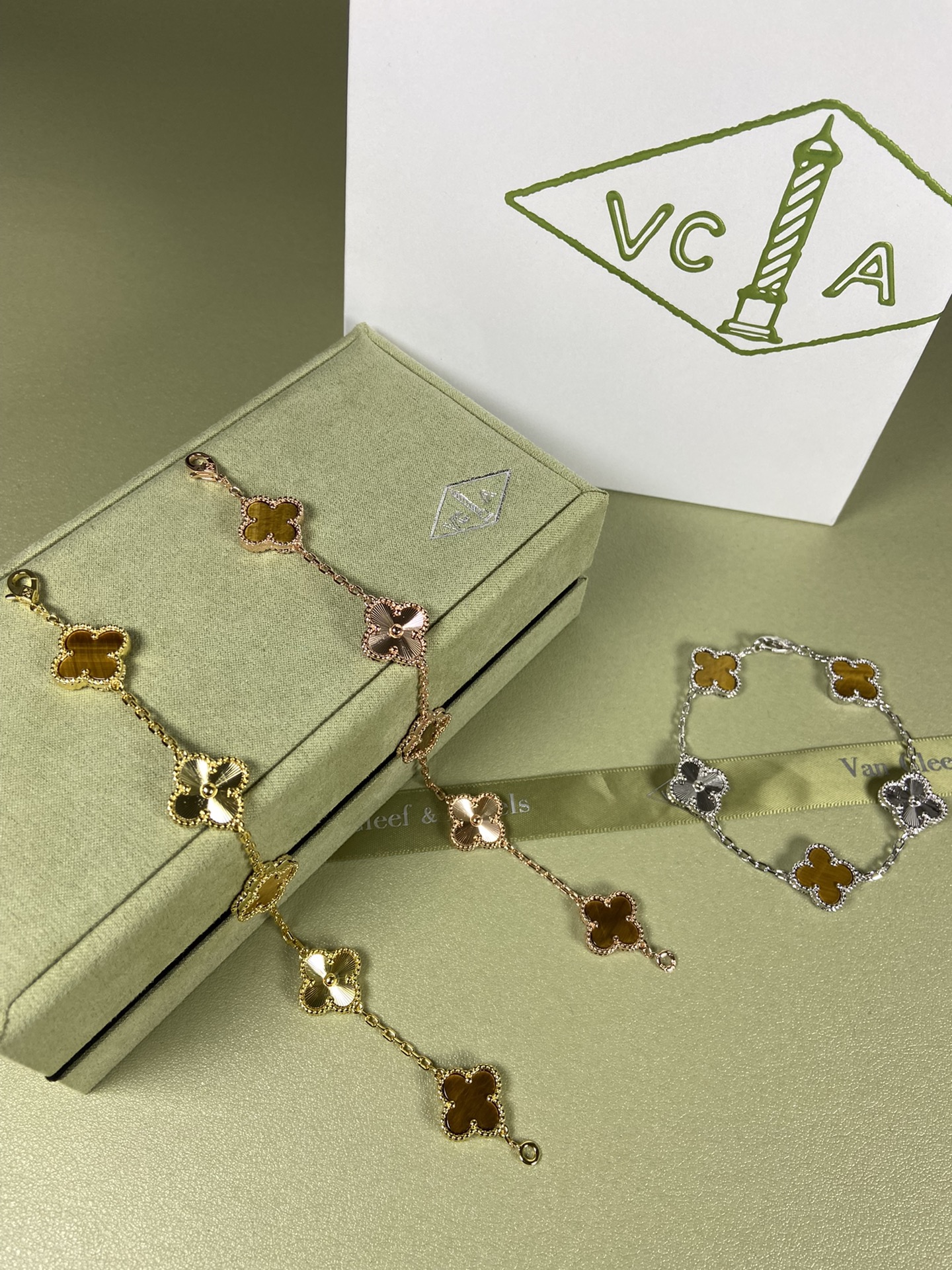 Van Cleef & Arpels tiger's eye four-leaf clover bracelet