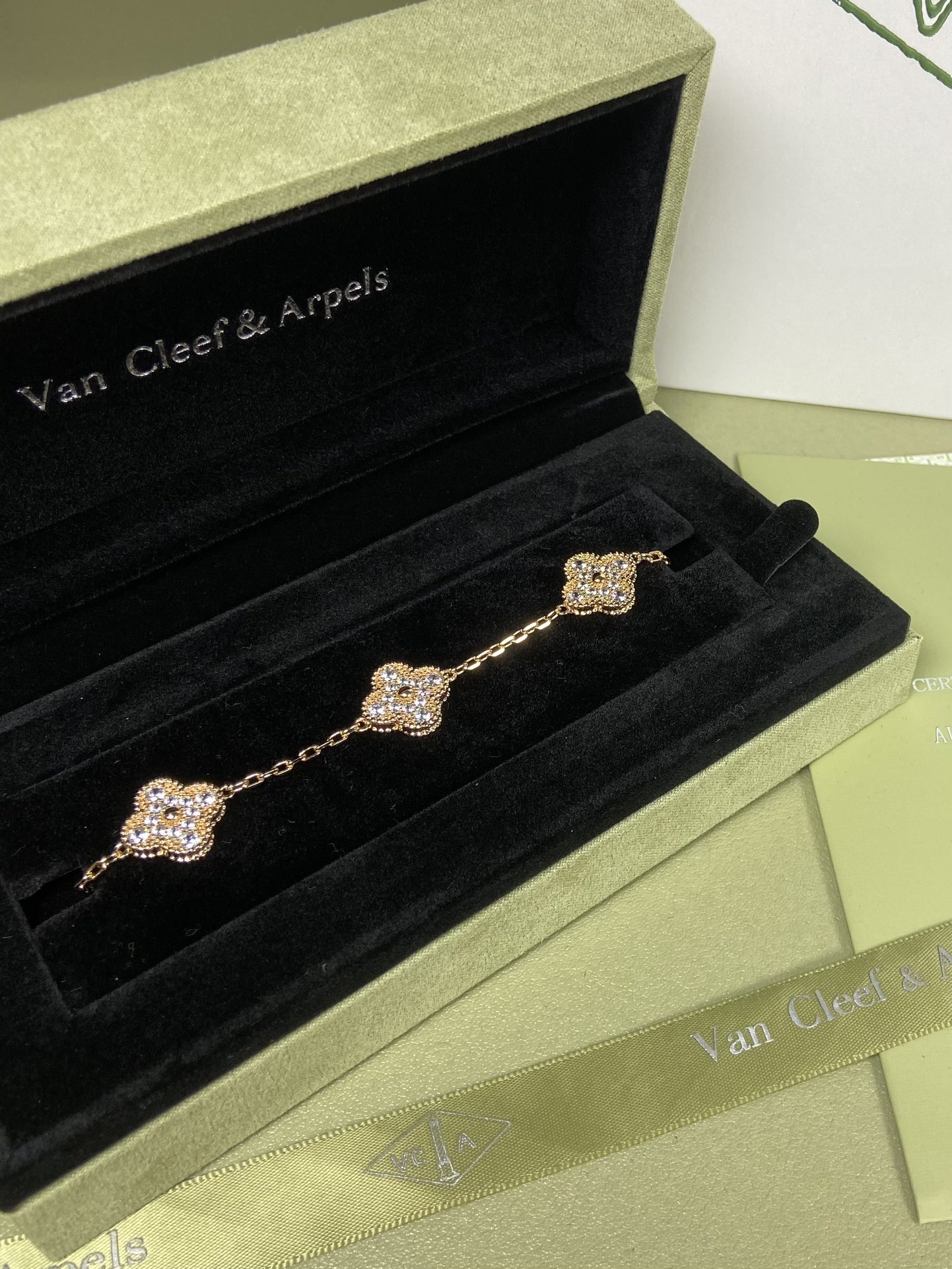 Van Cleef & Arpels  Diamond four-leaf clover bracelet