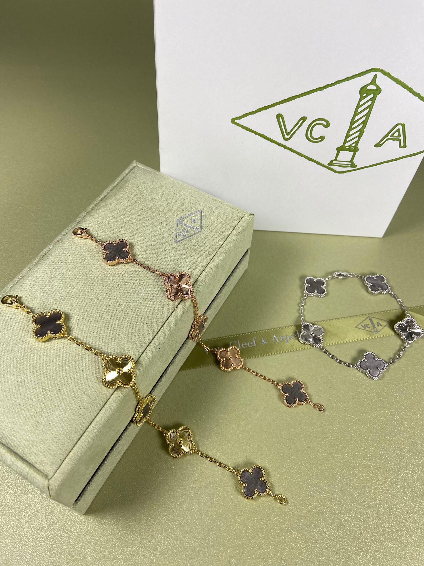 Van Cleef & Arpels obsidian clover bracelet