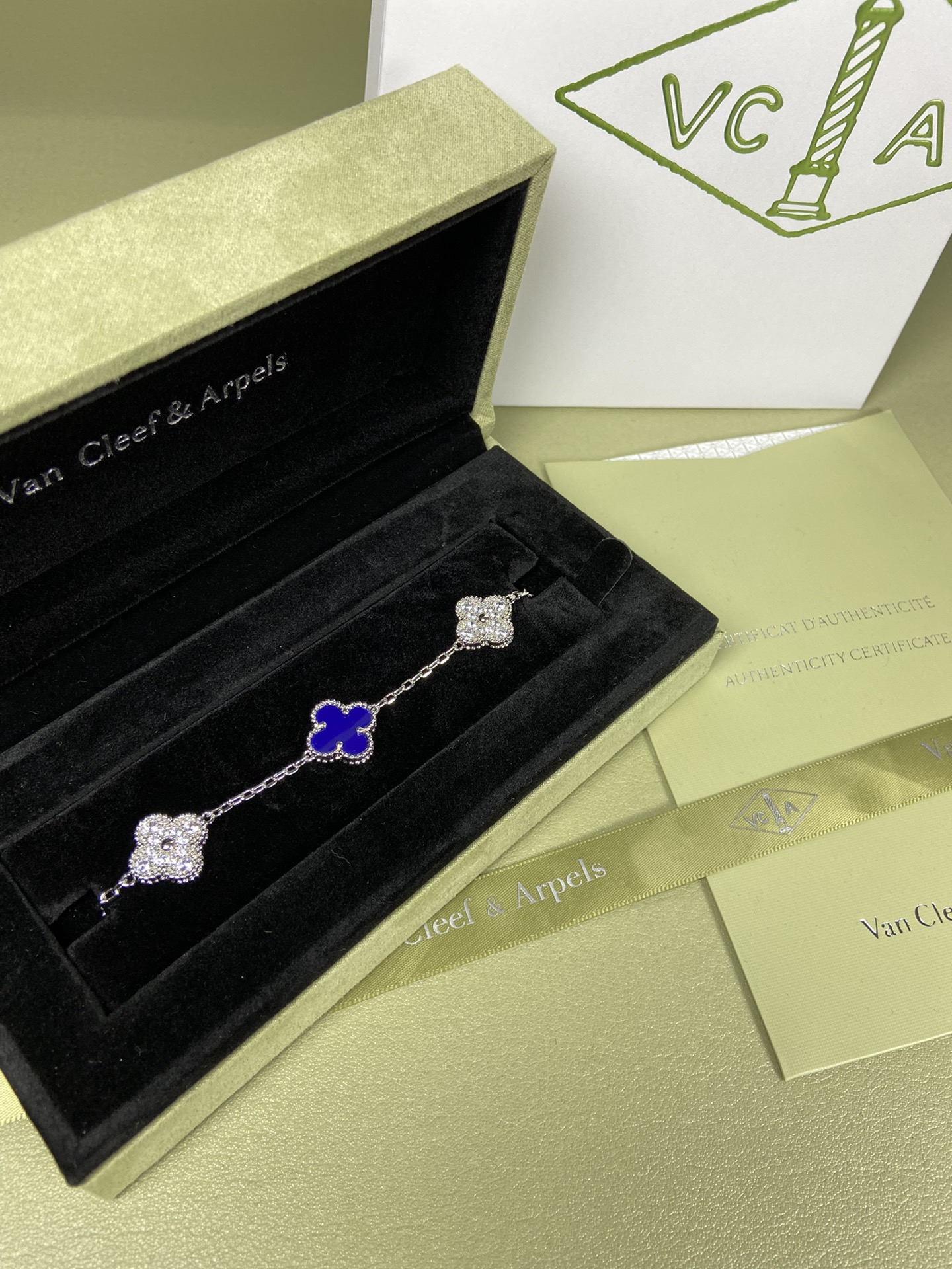 Van Cleef & Arpels lapis lazuli clover bracelet