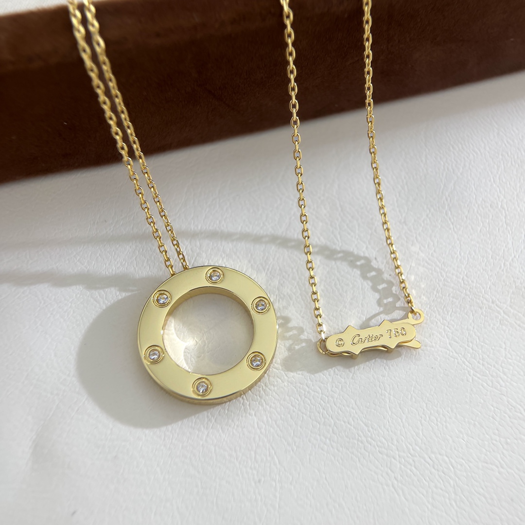 Cartier necklace A classic six-diamond flatbread necklace