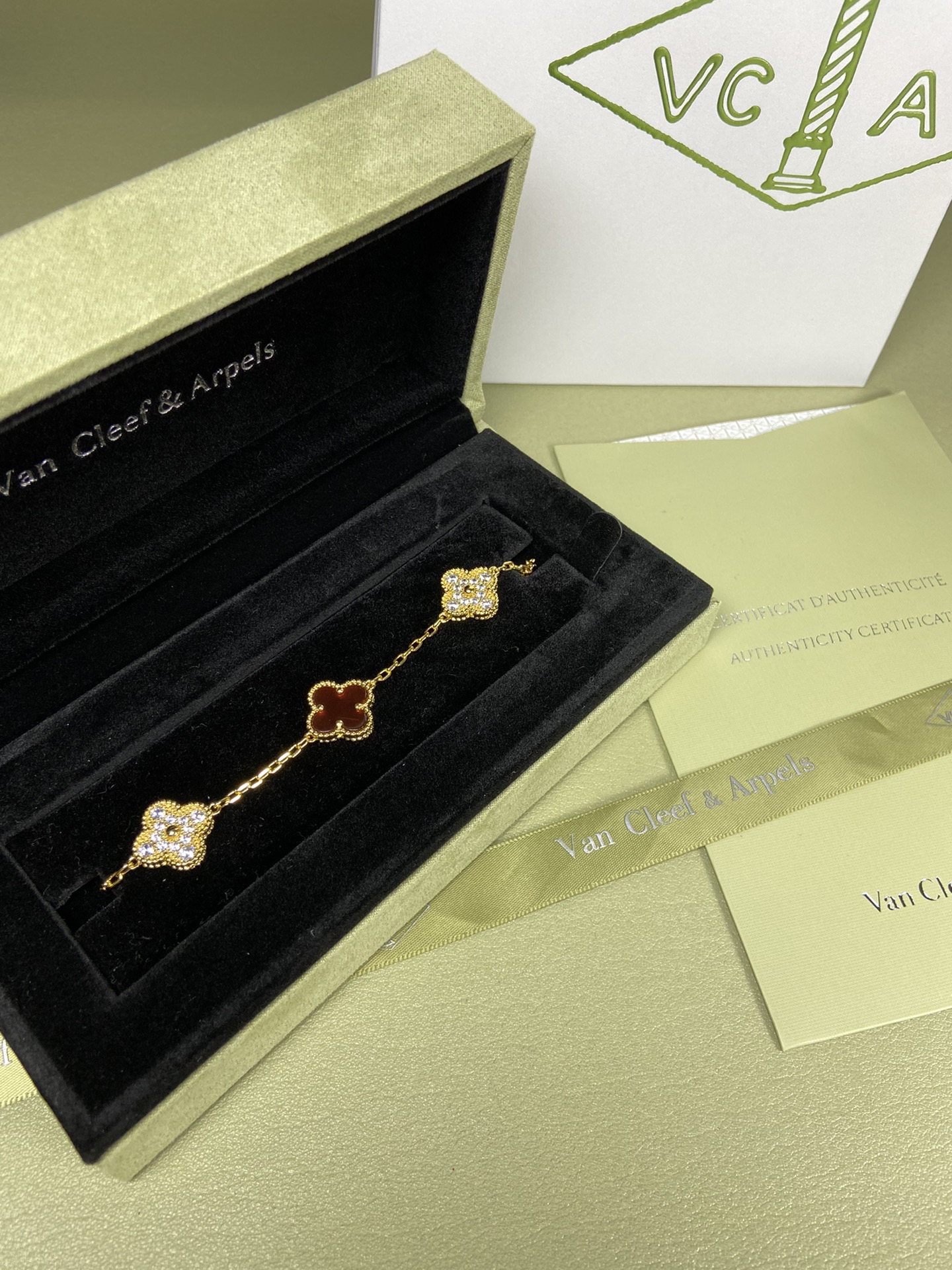 Van Cleef & Arpels carnelian four-leaf clover bracelet