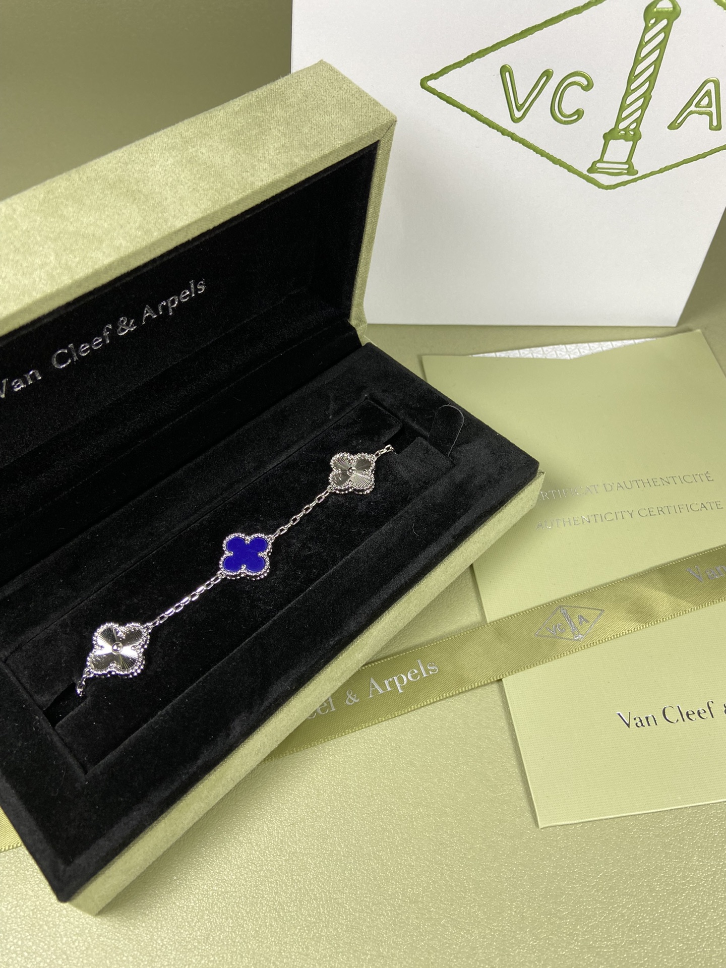 Van Cleef & Arpels lapis lazuli clover bracelet