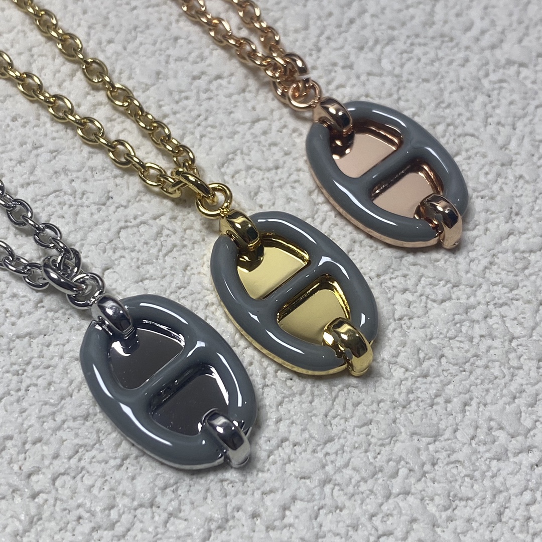 Hermès necklace new dark gray enamel pig nose necklace