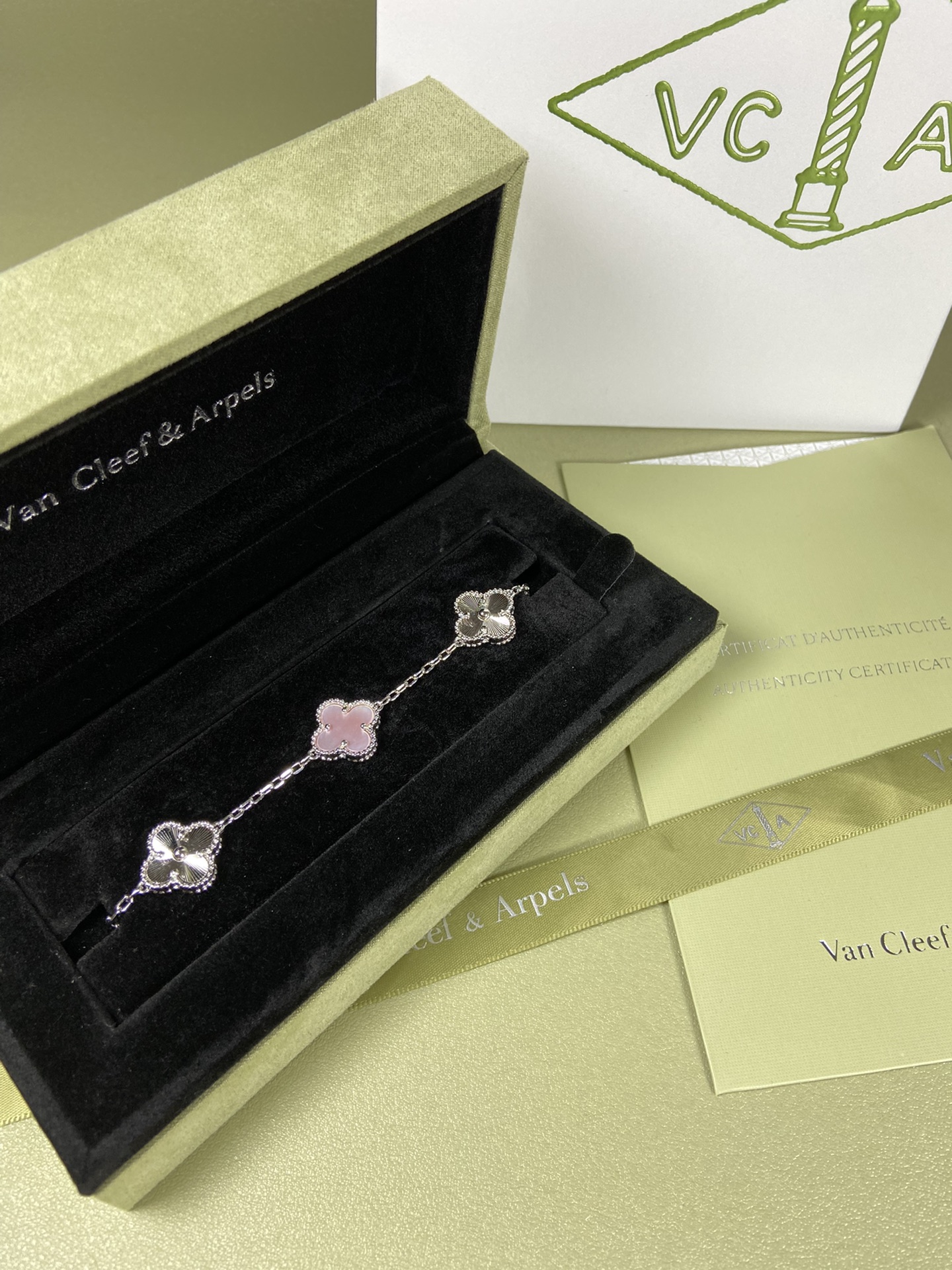 Van Cleef & Arpels four-leaf Pink mother-of-pearl clover bracelet