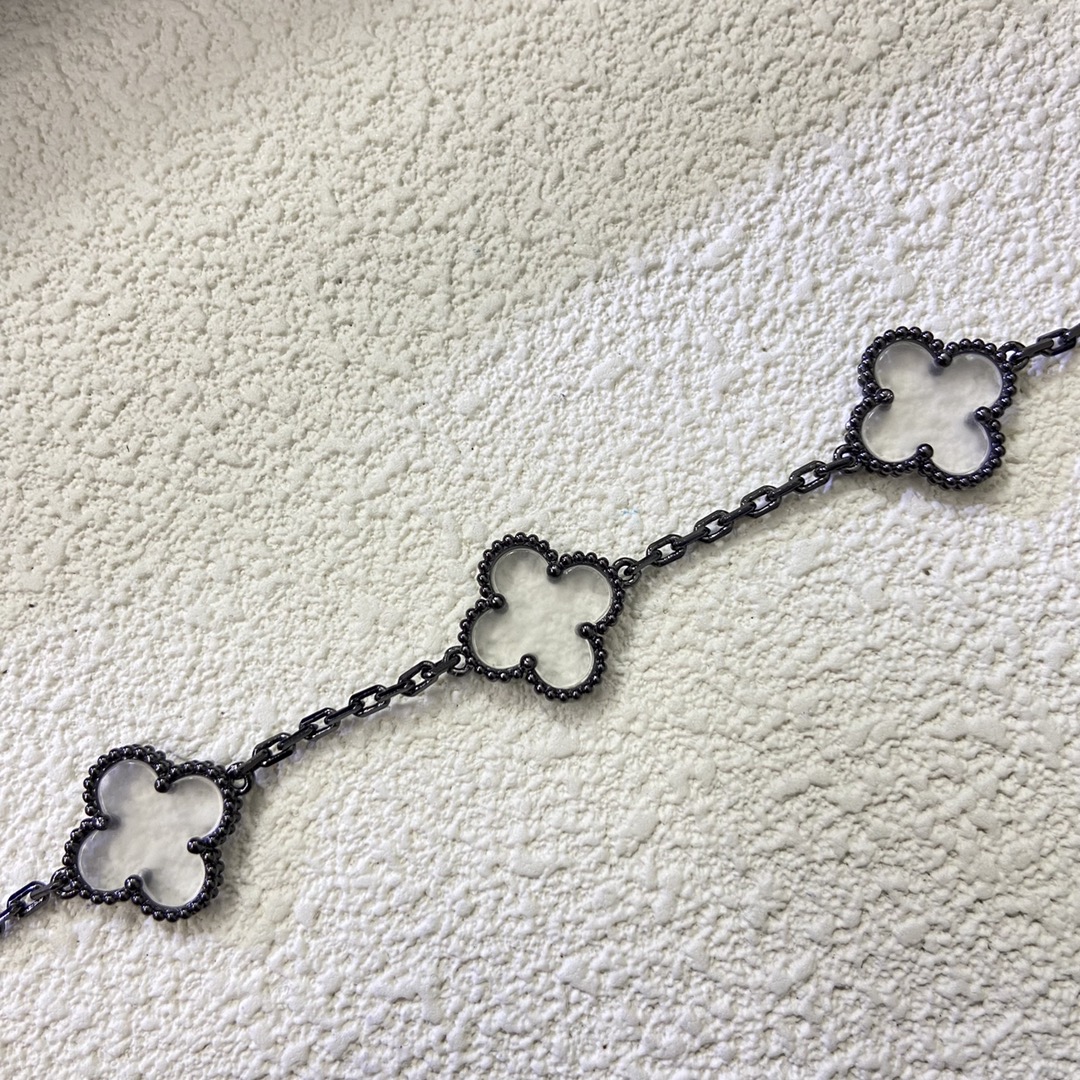 Van Cleef & Arpels white crystal four-leaf clover bracelet