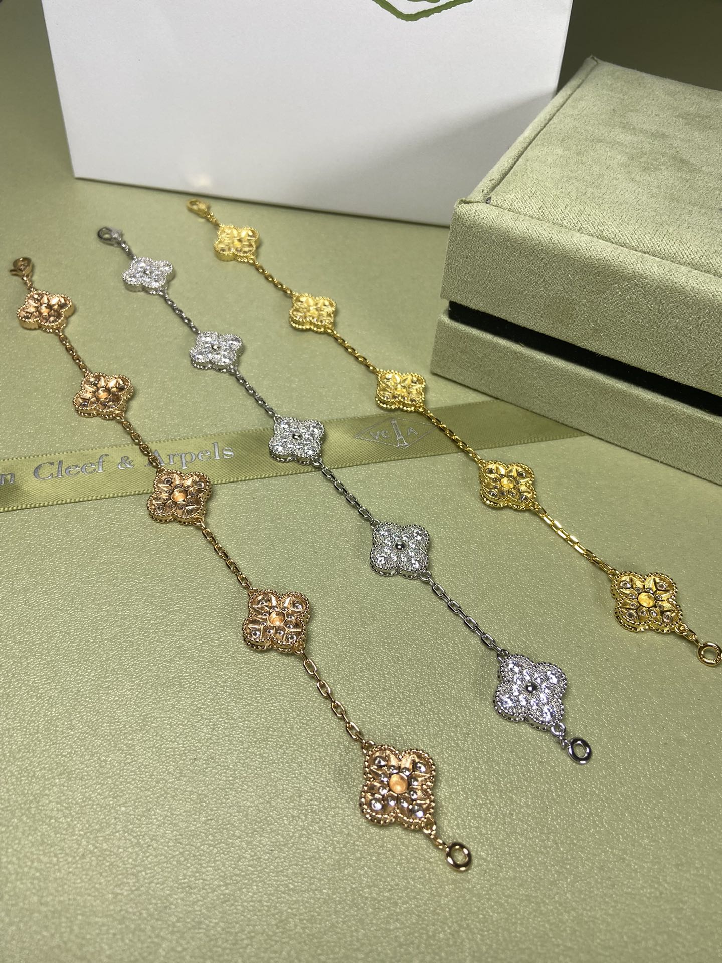 Van Cleef & Arpels  Diamond four-leaf clover bracelet
