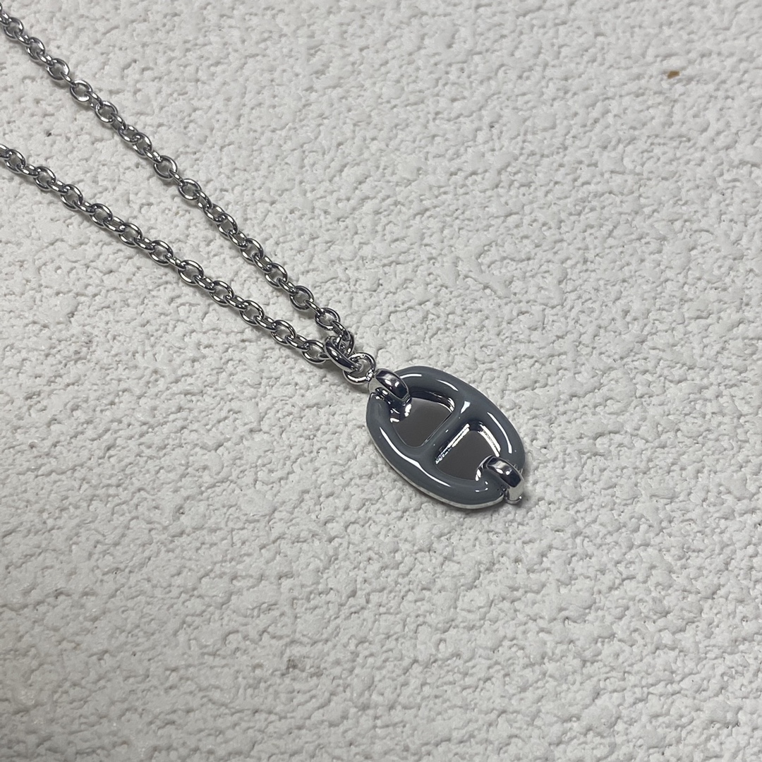 Hermès necklace new dark gray enamel pig nose necklace
