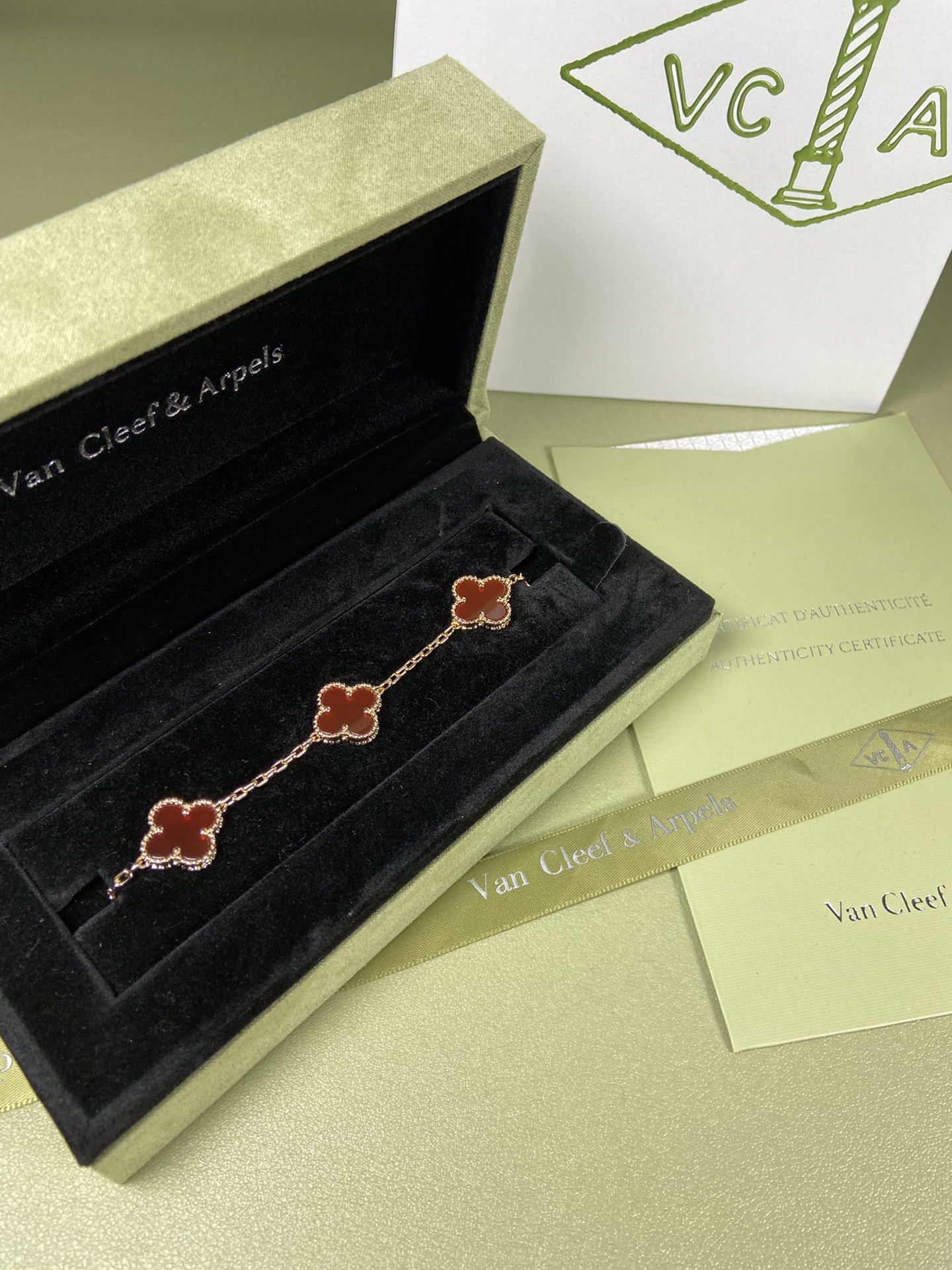 Van Cleef & Arpels carnelian four-leaf clover bracelet
