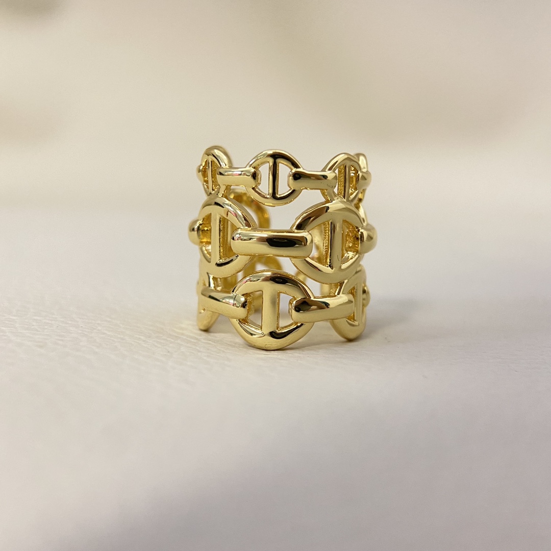 Hermès Rings New Cutout Glossy Pig Nose Ring