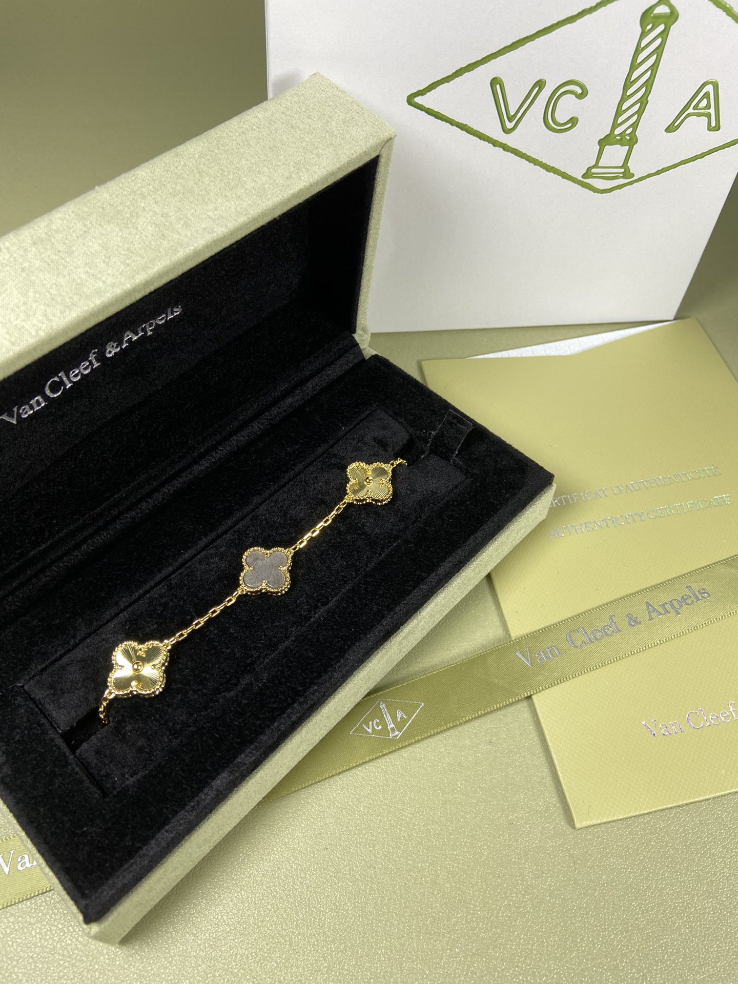 Van Cleef & Arpels obsidian clover bracelet