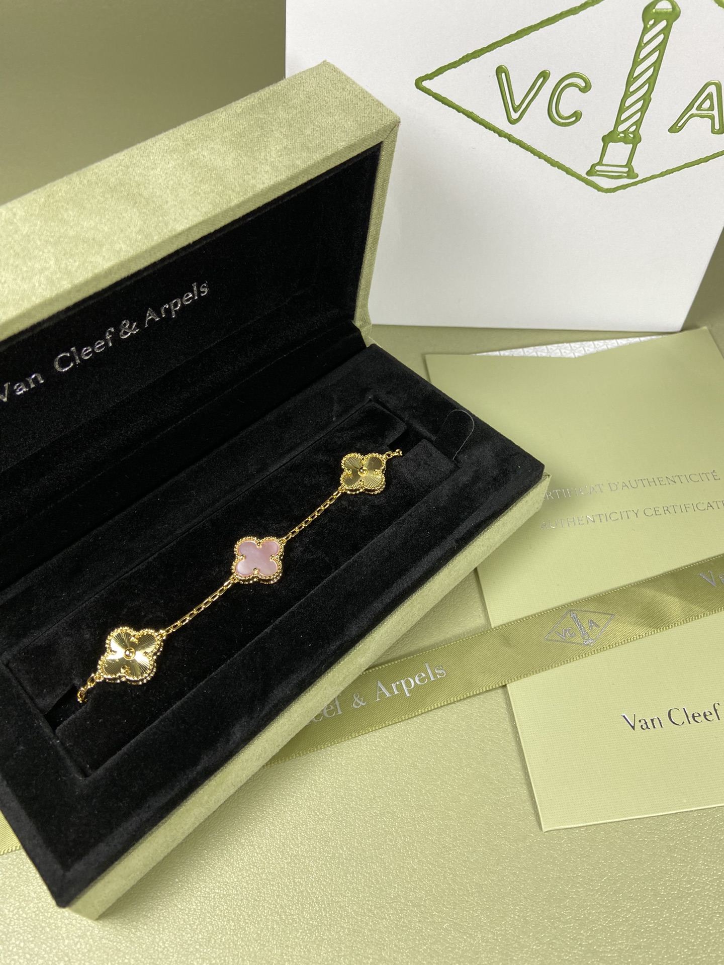 Van Cleef & Arpels four-leaf Pink mother-of-pearl clover bracelet