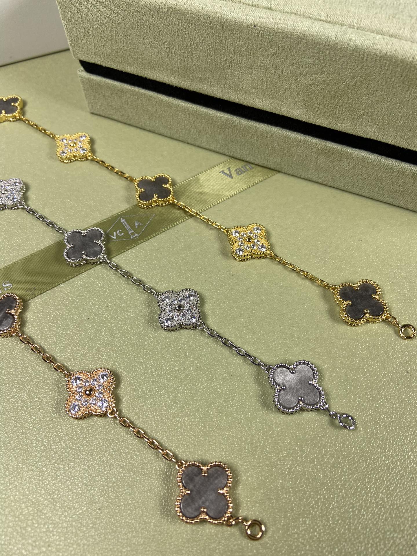 Van Cleef & Arpels obsidian clover bracelet