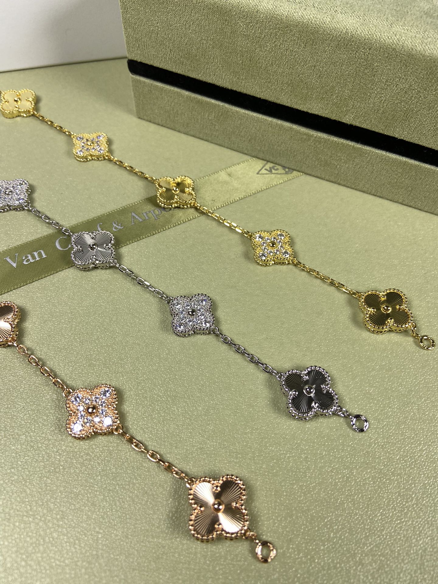 Van Cleef & Arpels  Diamond four-leaf clover bracelet