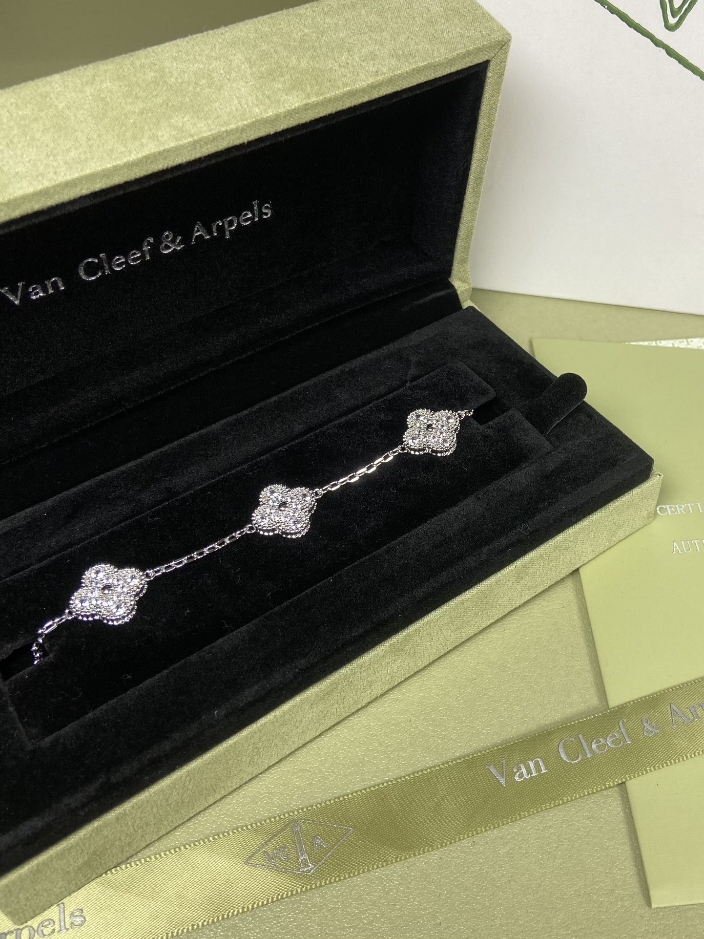Van Cleef & Arpels  Diamond four-leaf clover bracelet