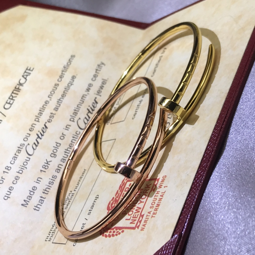 Cartier nail without diamond bracelet