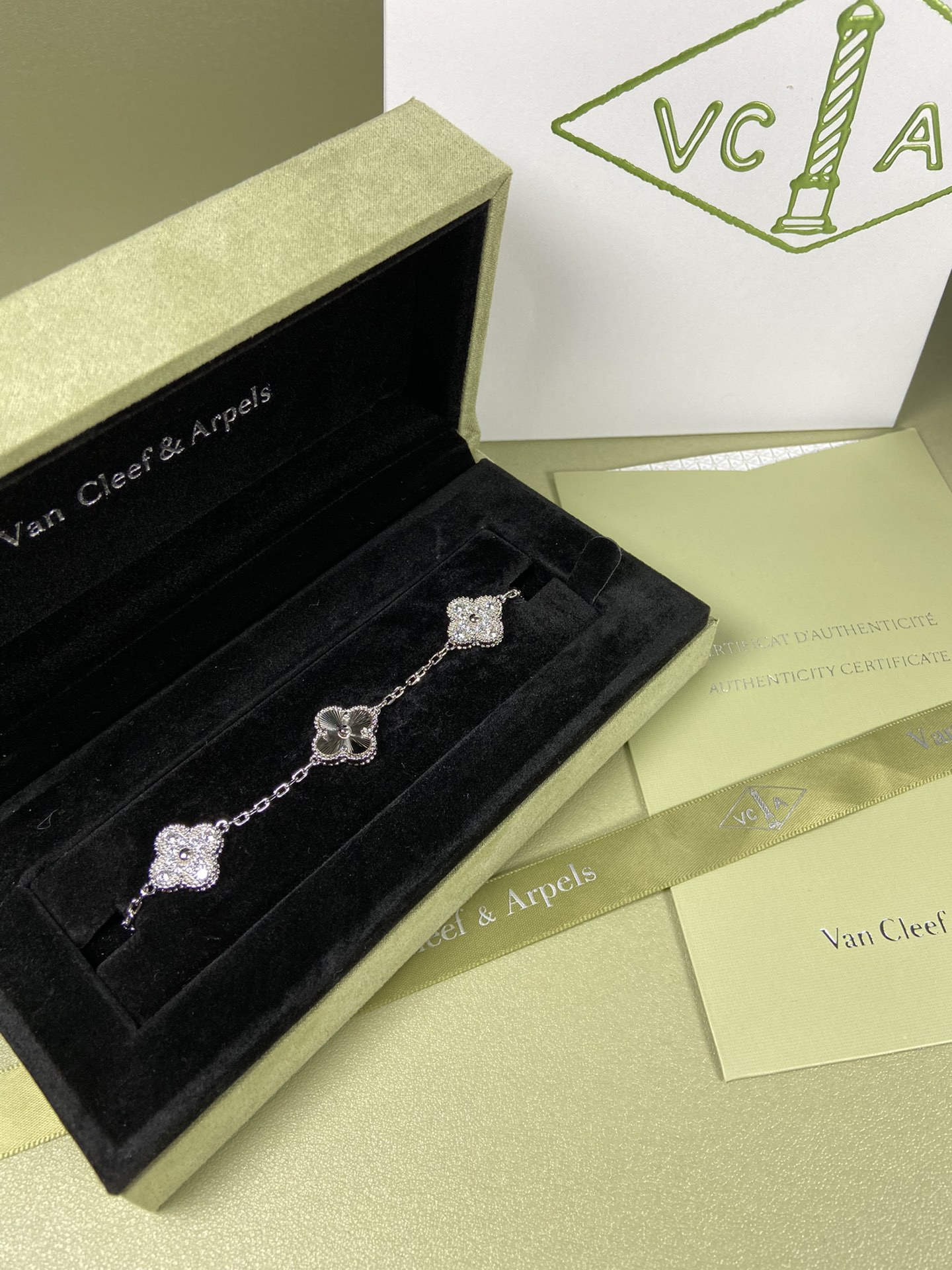 Van Cleef & Arpels  Diamond four-leaf clover bracelet